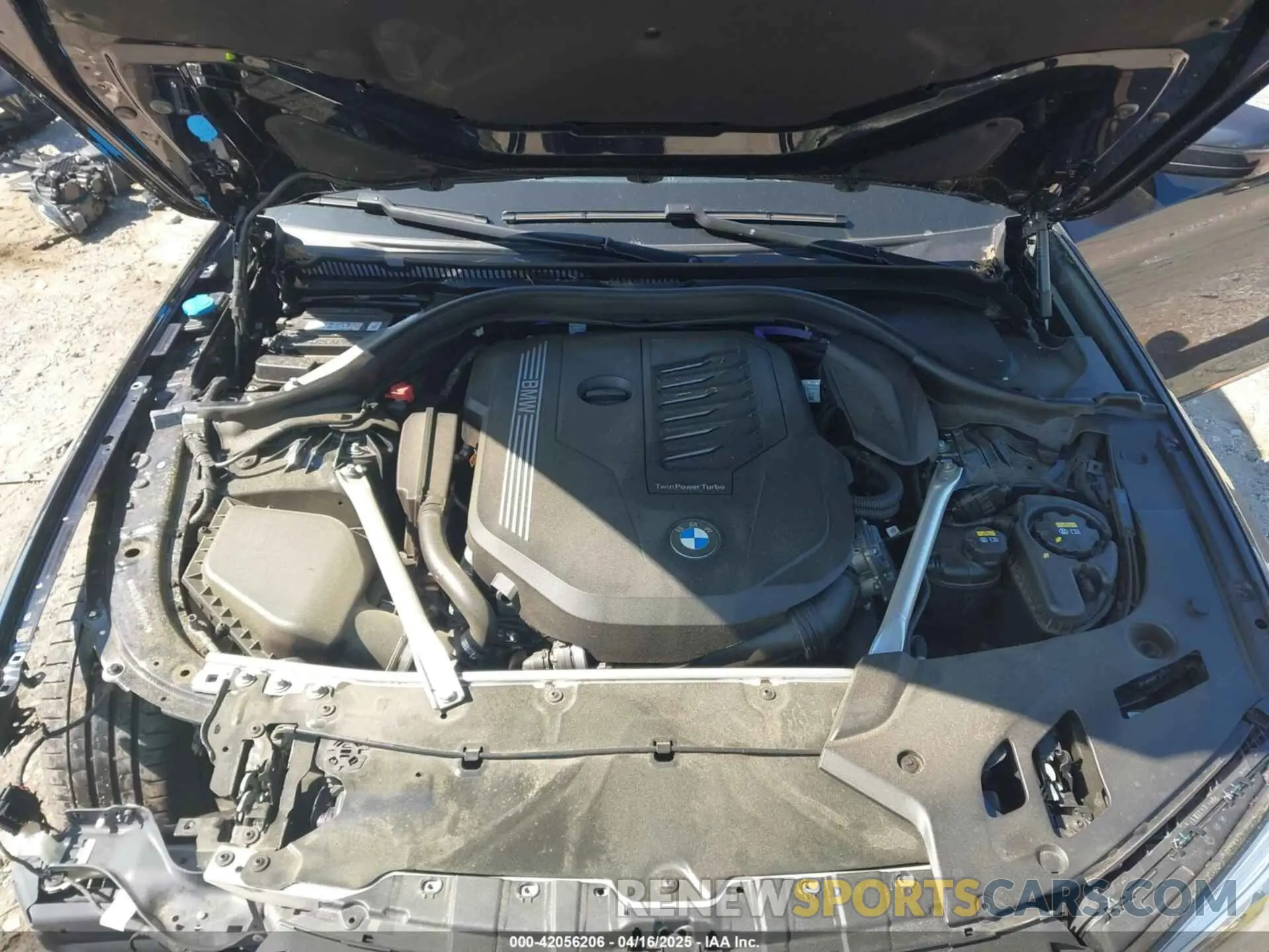10 Photograph of a damaged car WBA53BJ04MWX00840 BMW 540I 2021