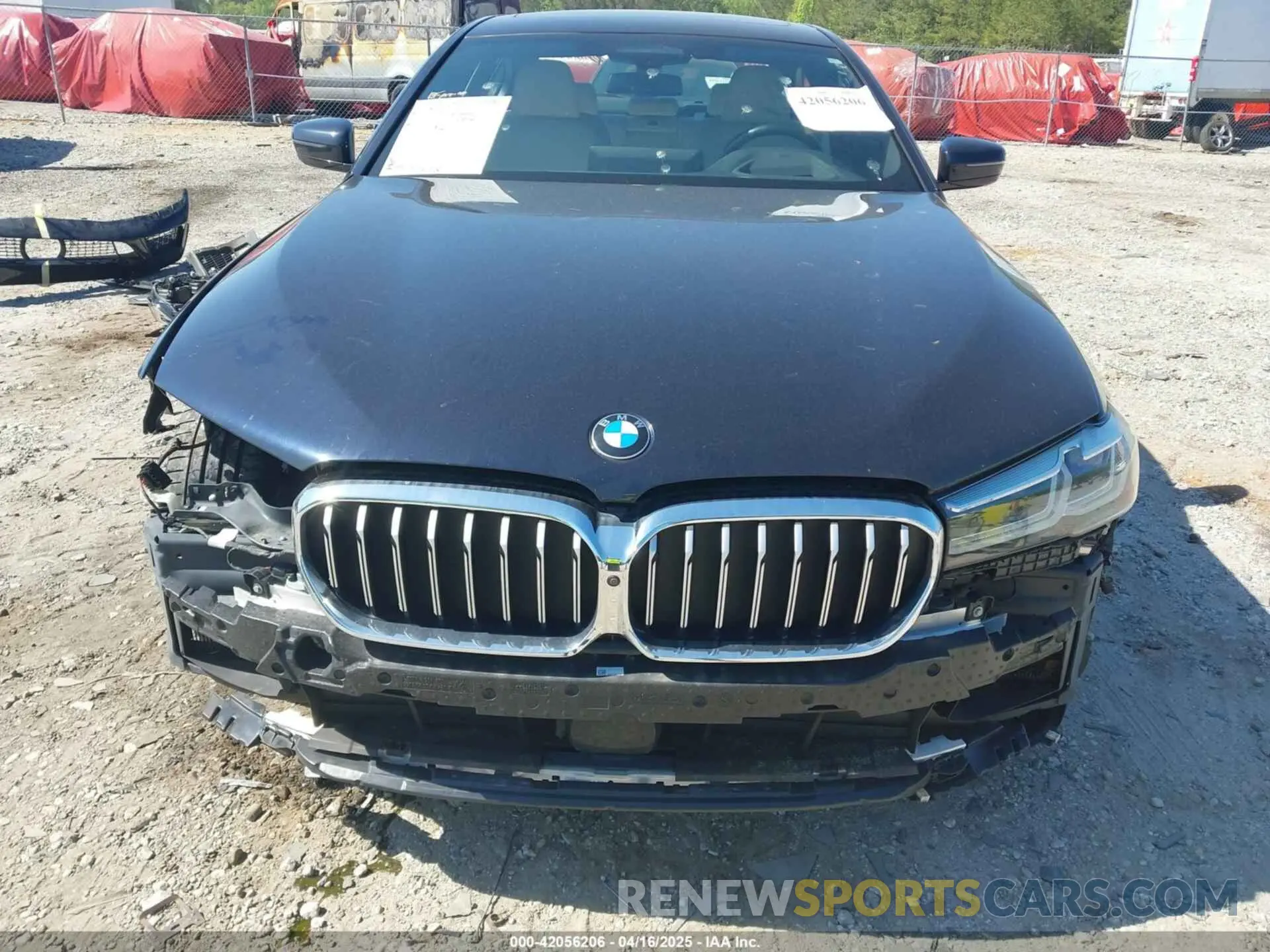 12 Photograph of a damaged car WBA53BJ04MWX00840 BMW 540I 2021