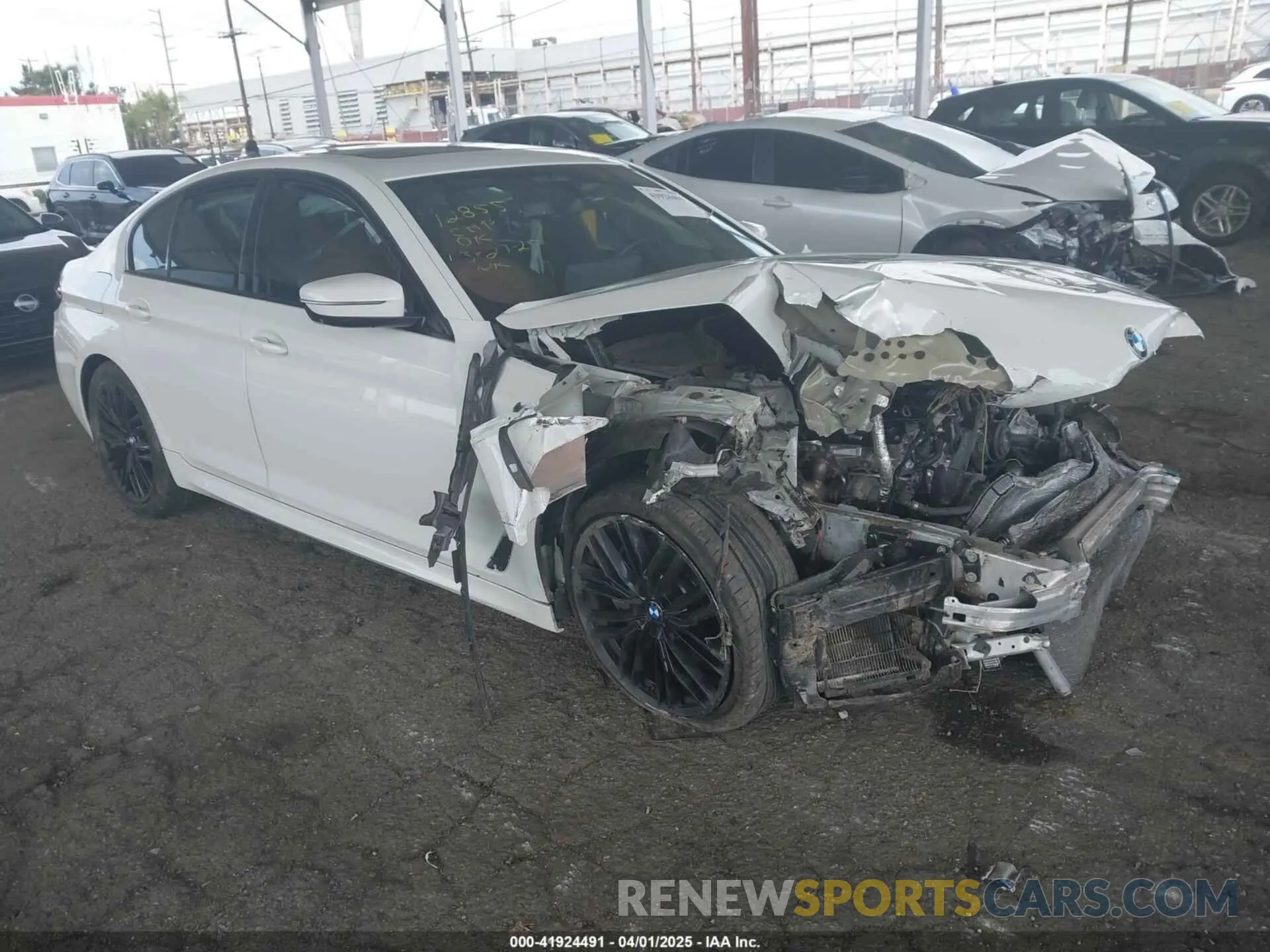 1 Photograph of a damaged car WBA53BJ08MWW94444 BMW 540I 2021