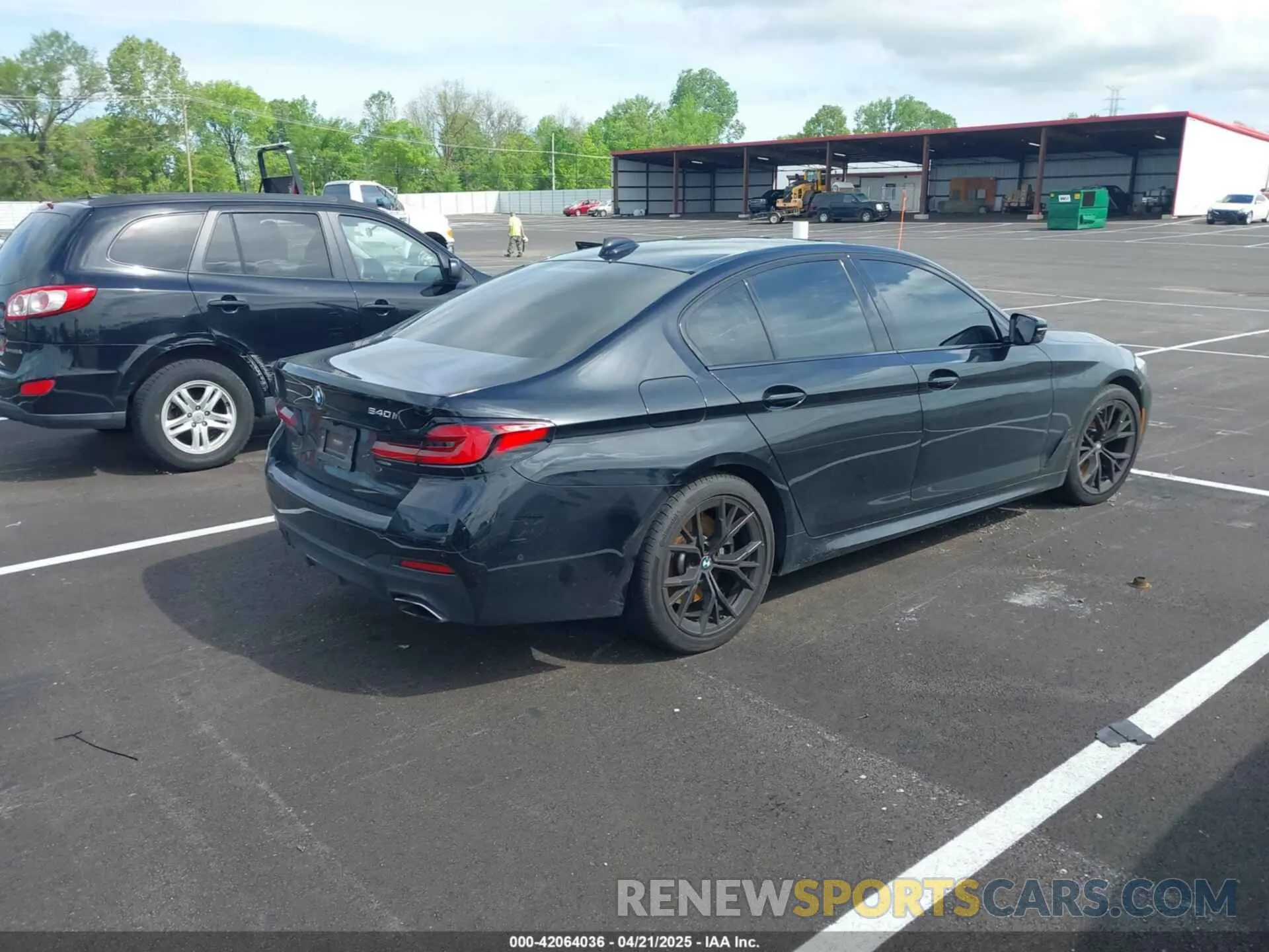 4 Photograph of a damaged car WBA53BJ08MWW95688 BMW 540I 2021