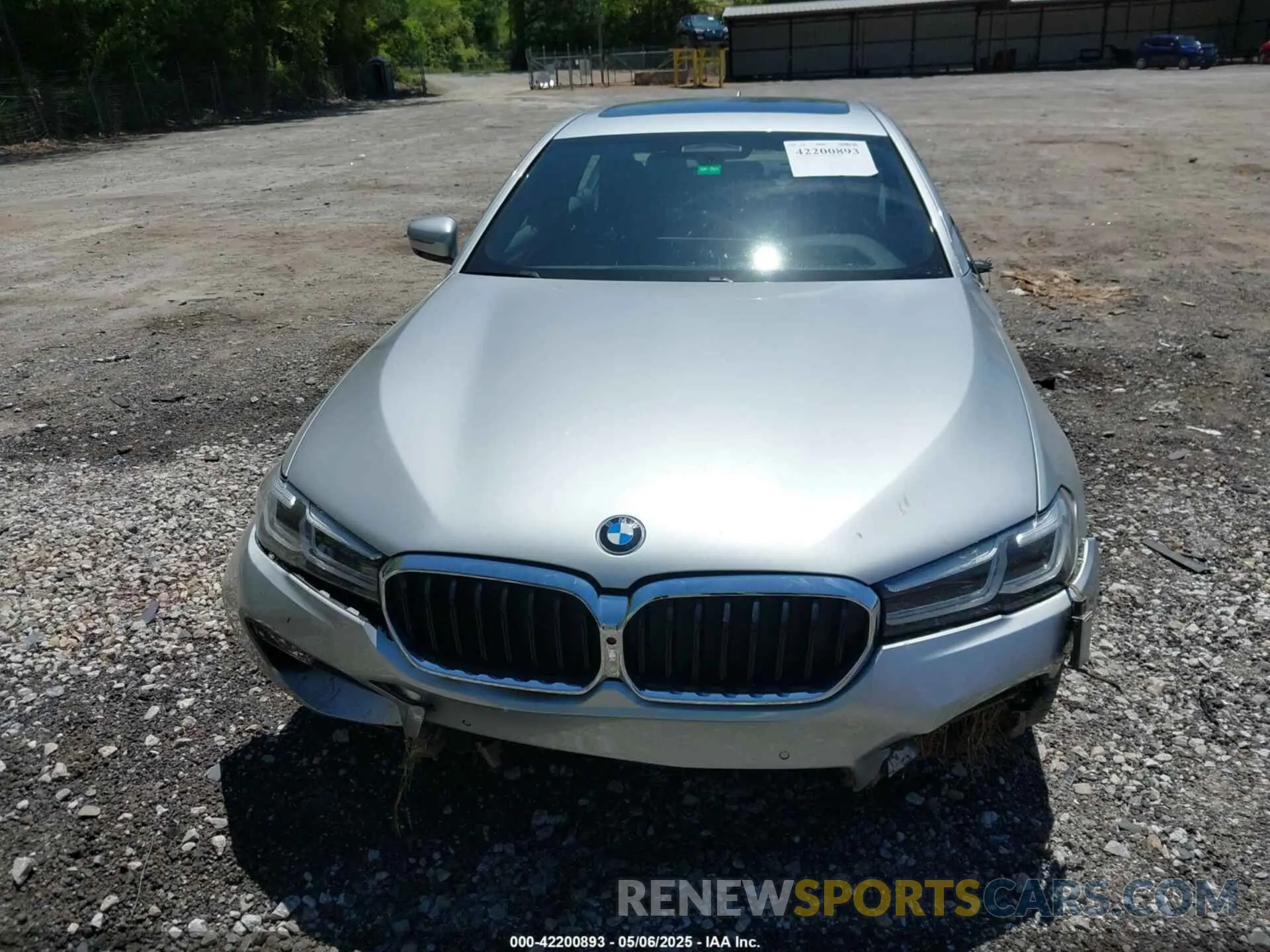 12 Photograph of a damaged car WBA53BJ08MWX28446 BMW 540I 2021