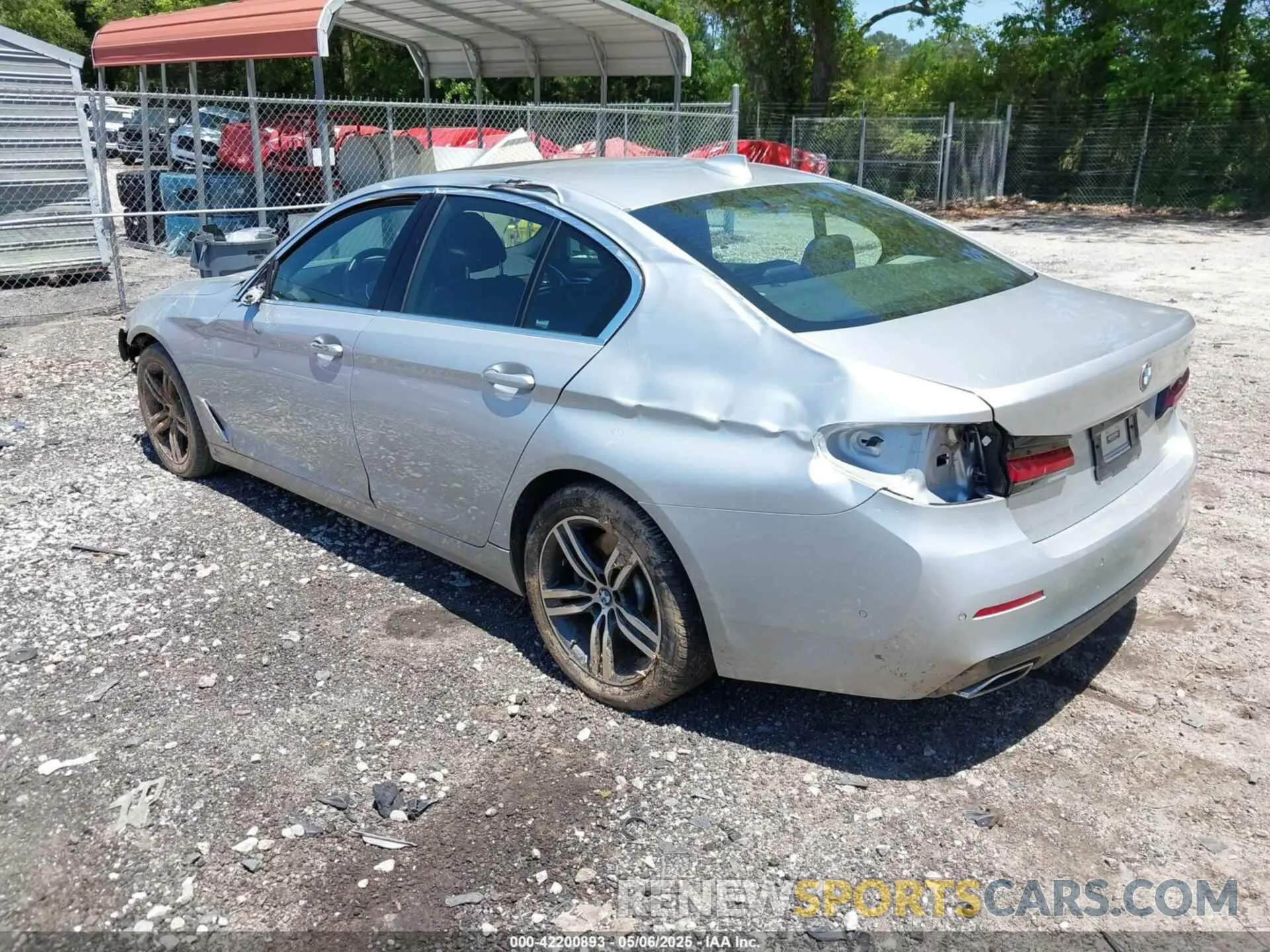 3 Photograph of a damaged car WBA53BJ08MWX28446 BMW 540I 2021