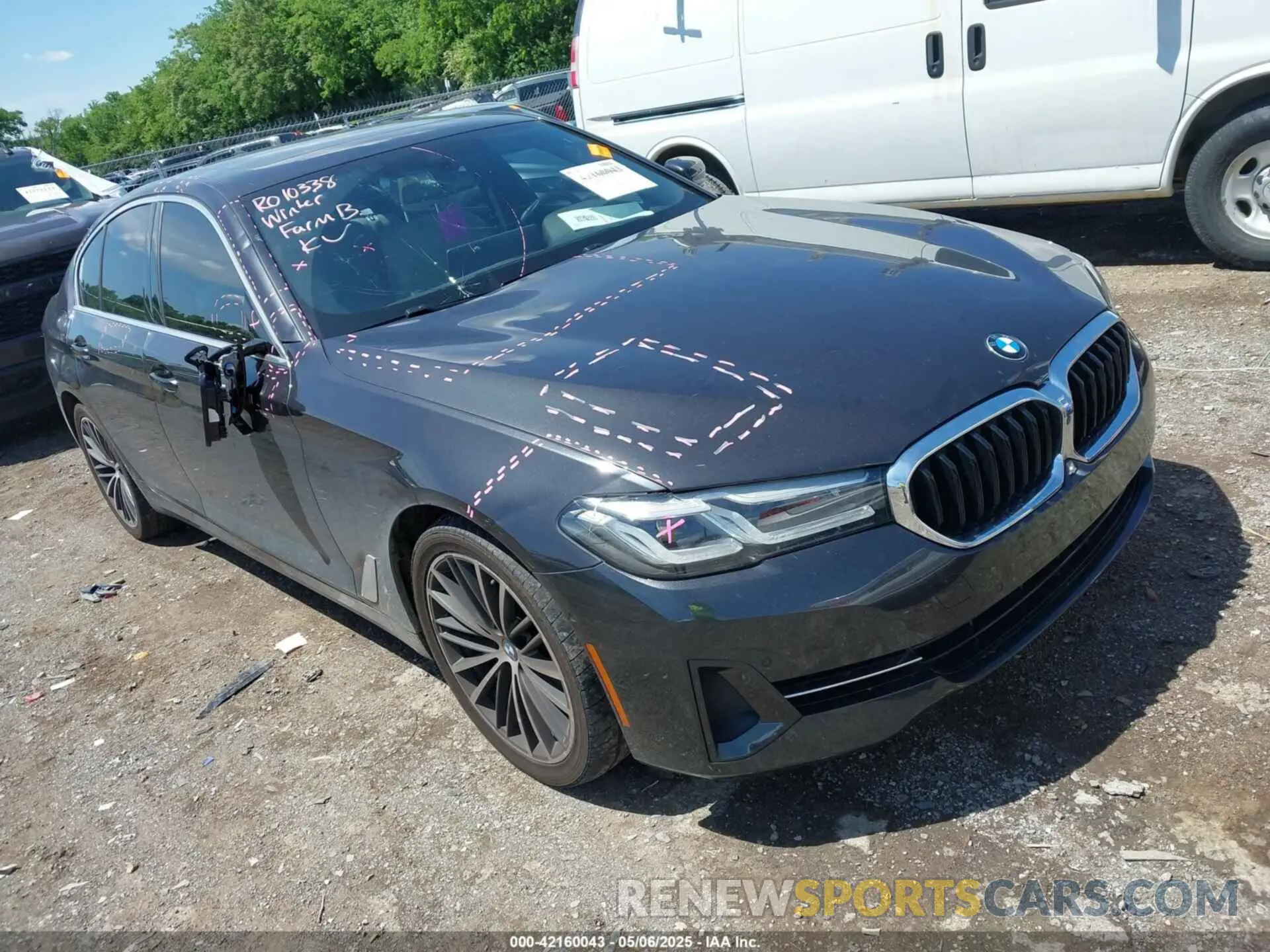 6 Photograph of a damaged car WBA73BJ02MWW93833 BMW 540I 2021