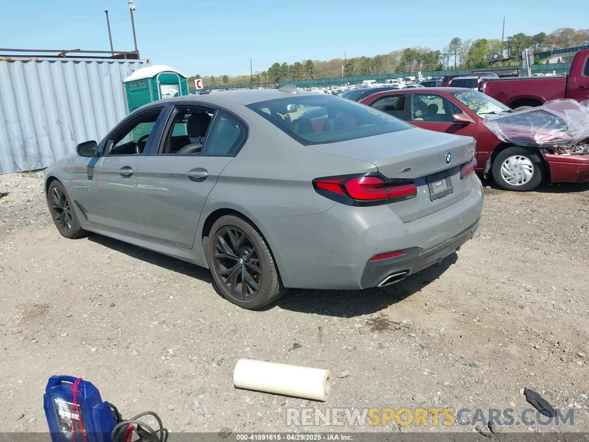 3 Photograph of a damaged car WBA73BJ03MWX30307 BMW 540I 2021