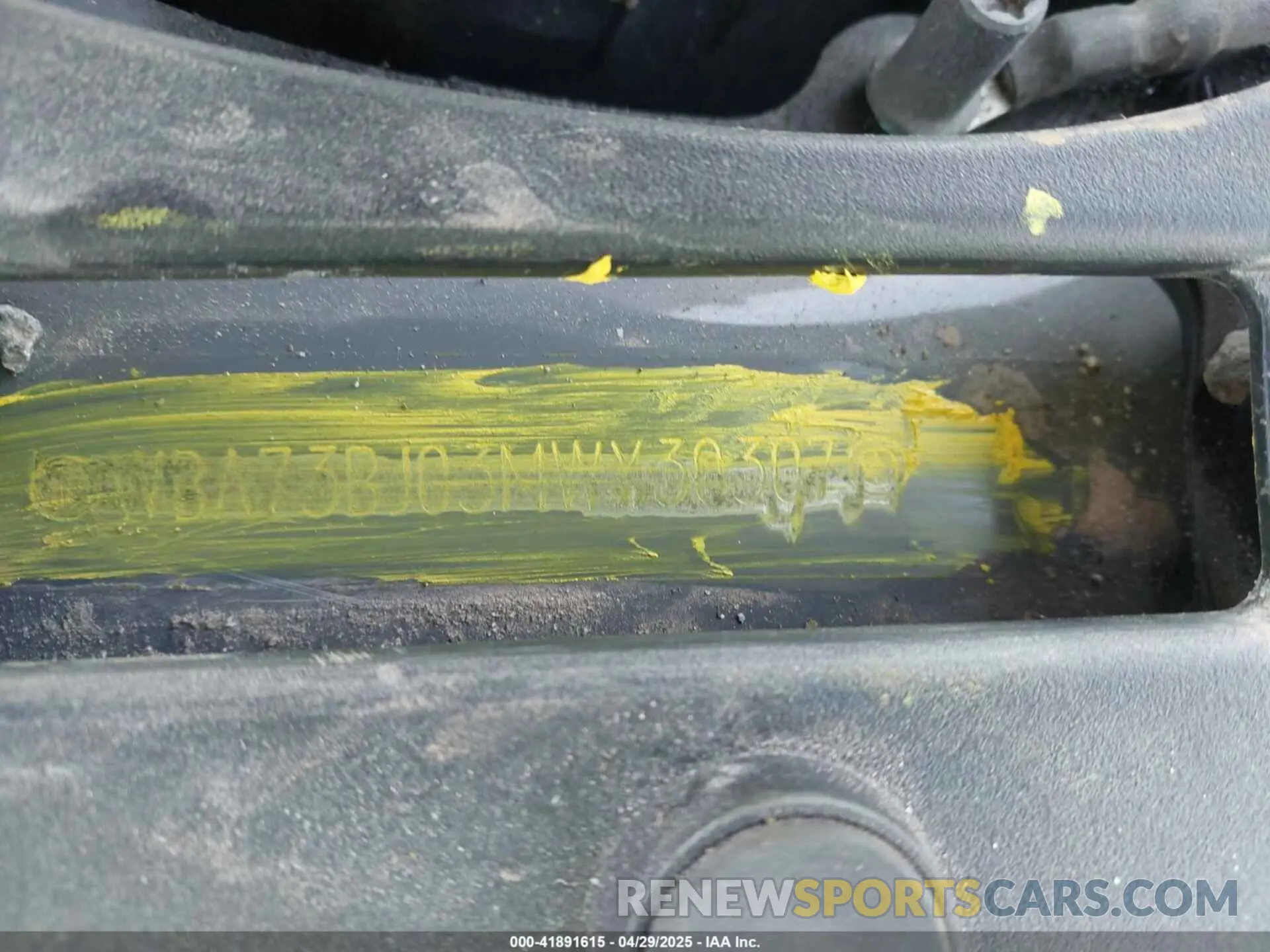 9 Photograph of a damaged car WBA73BJ03MWX30307 BMW 540I 2021