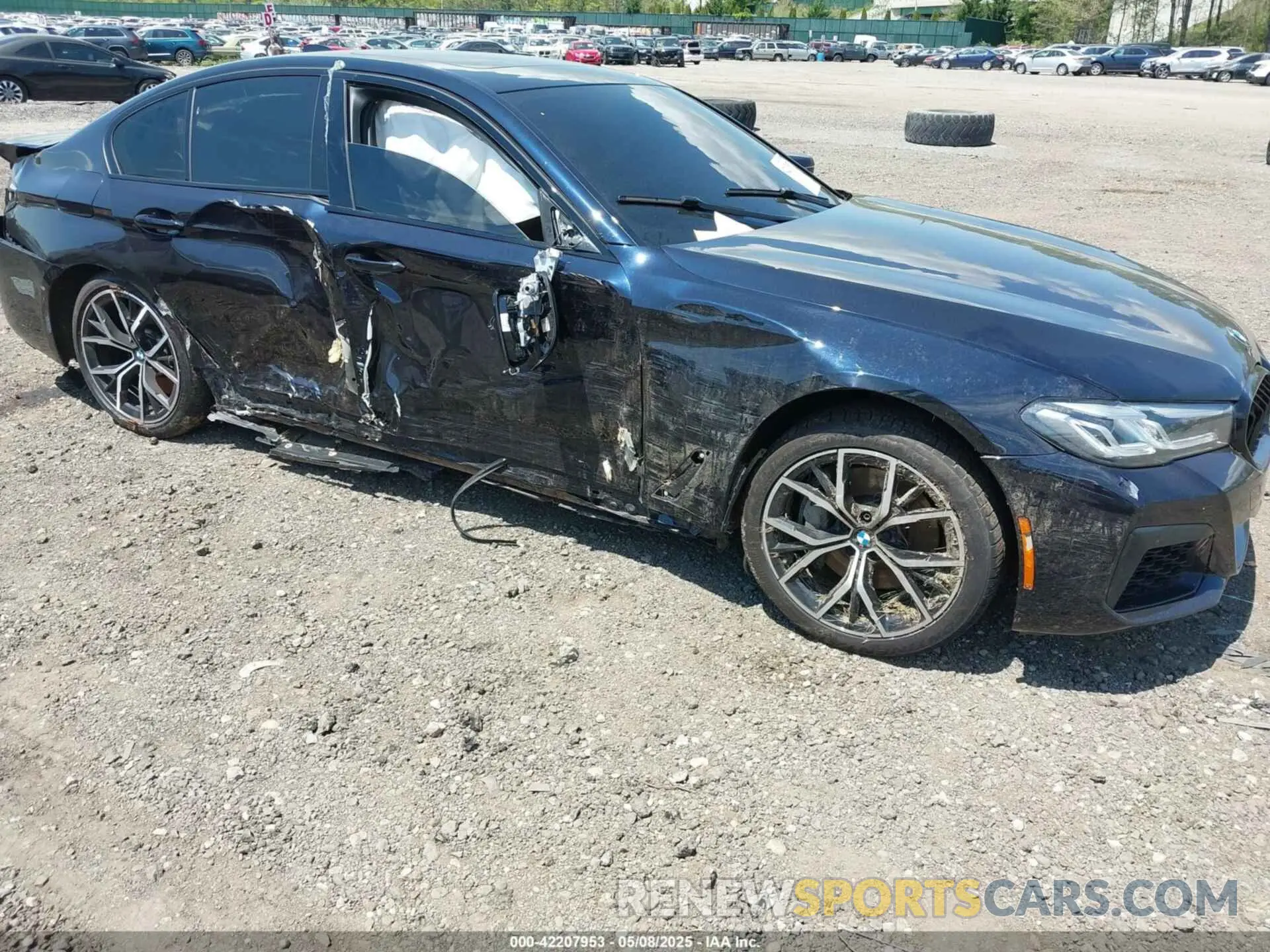 1 Photograph of a damaged car WBA73BJ04MWX34365 BMW 540I 2021