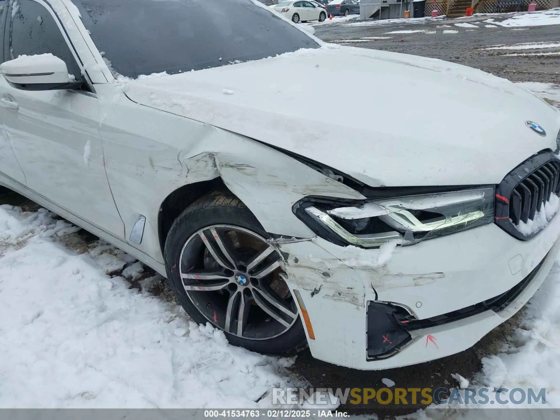 6 Photograph of a damaged car WBA73BJ06MWX35226 BMW 540I 2021