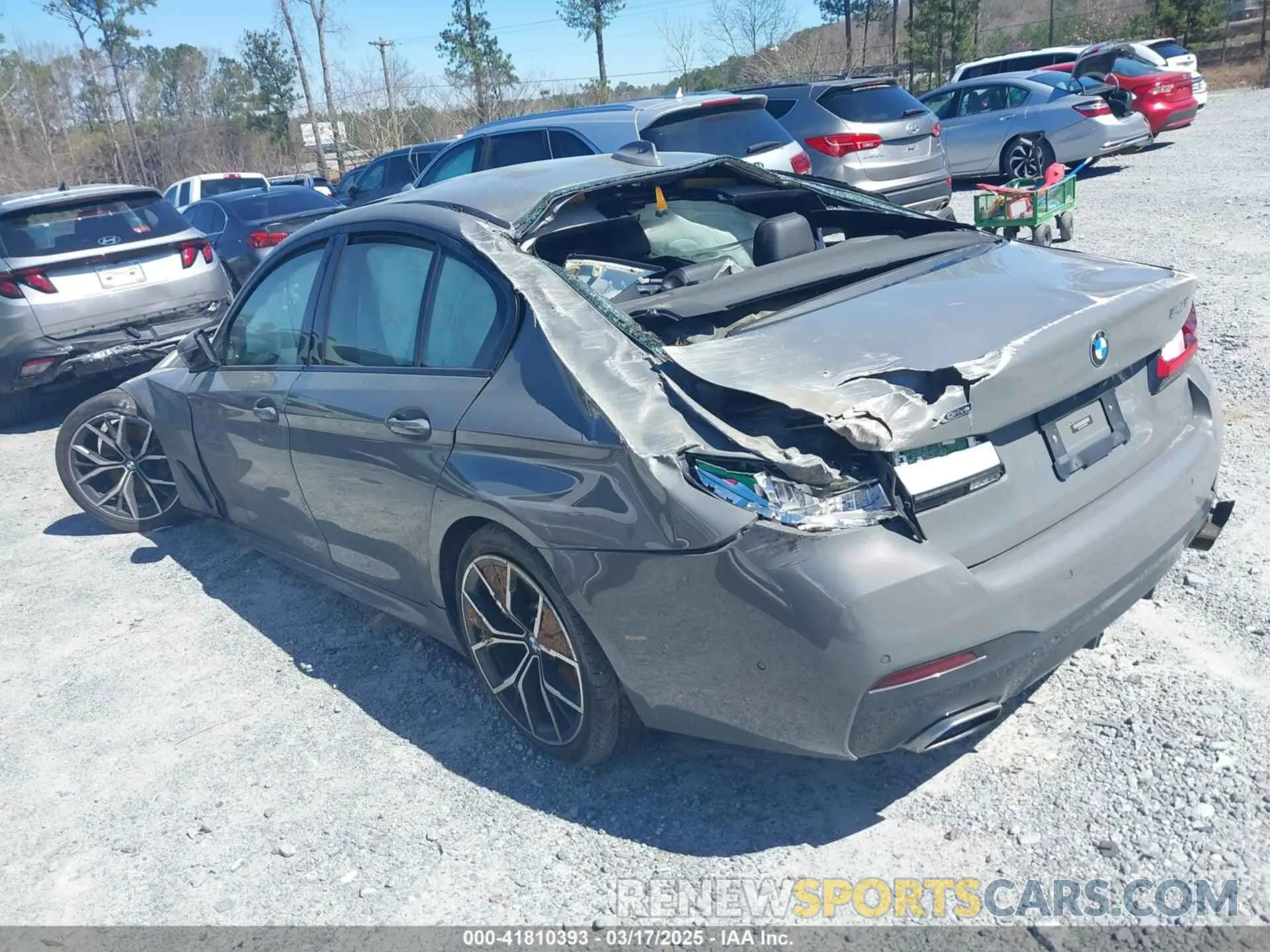 3 Photograph of a damaged car WBA73BJ09MCG10189 BMW 540I 2021