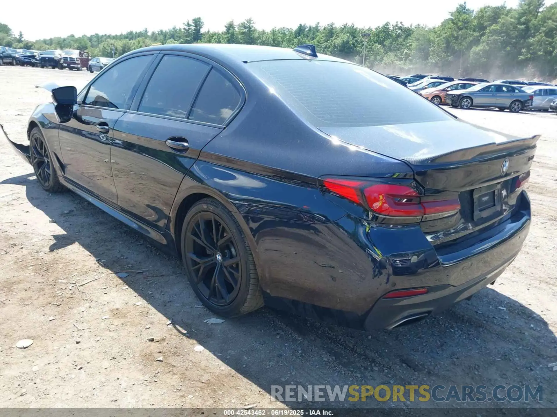 3 Photograph of a damaged car WBA73BJ0XMWX05467 BMW 540I 2021