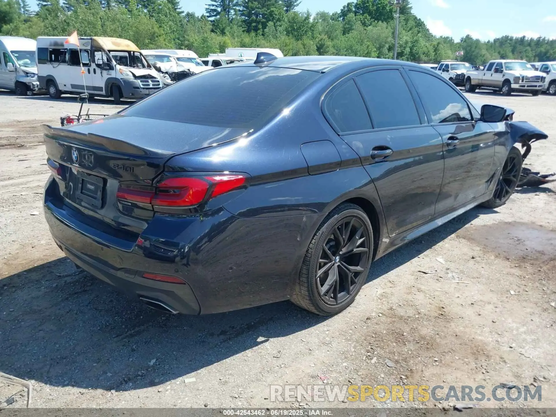 4 Photograph of a damaged car WBA73BJ0XMWX05467 BMW 540I 2021