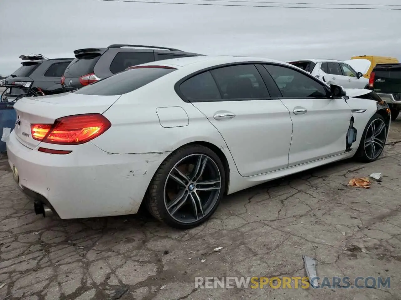 3 Photograph of a damaged car WBA6D6C57JG388875 BMW 6 SERIES 2018