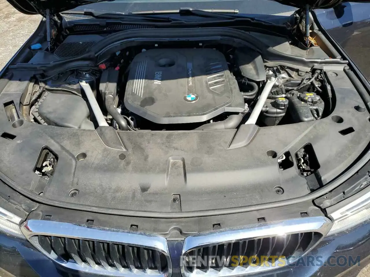 11 Photograph of a damaged car WBAJV6C56KBK08937 BMW 6 SERIES 2019