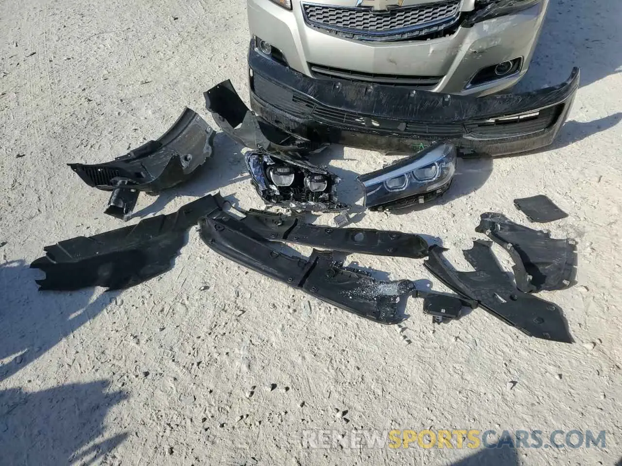 12 Photograph of a damaged car WBA7E2C50KB218141 BMW 7 SERIES 2019