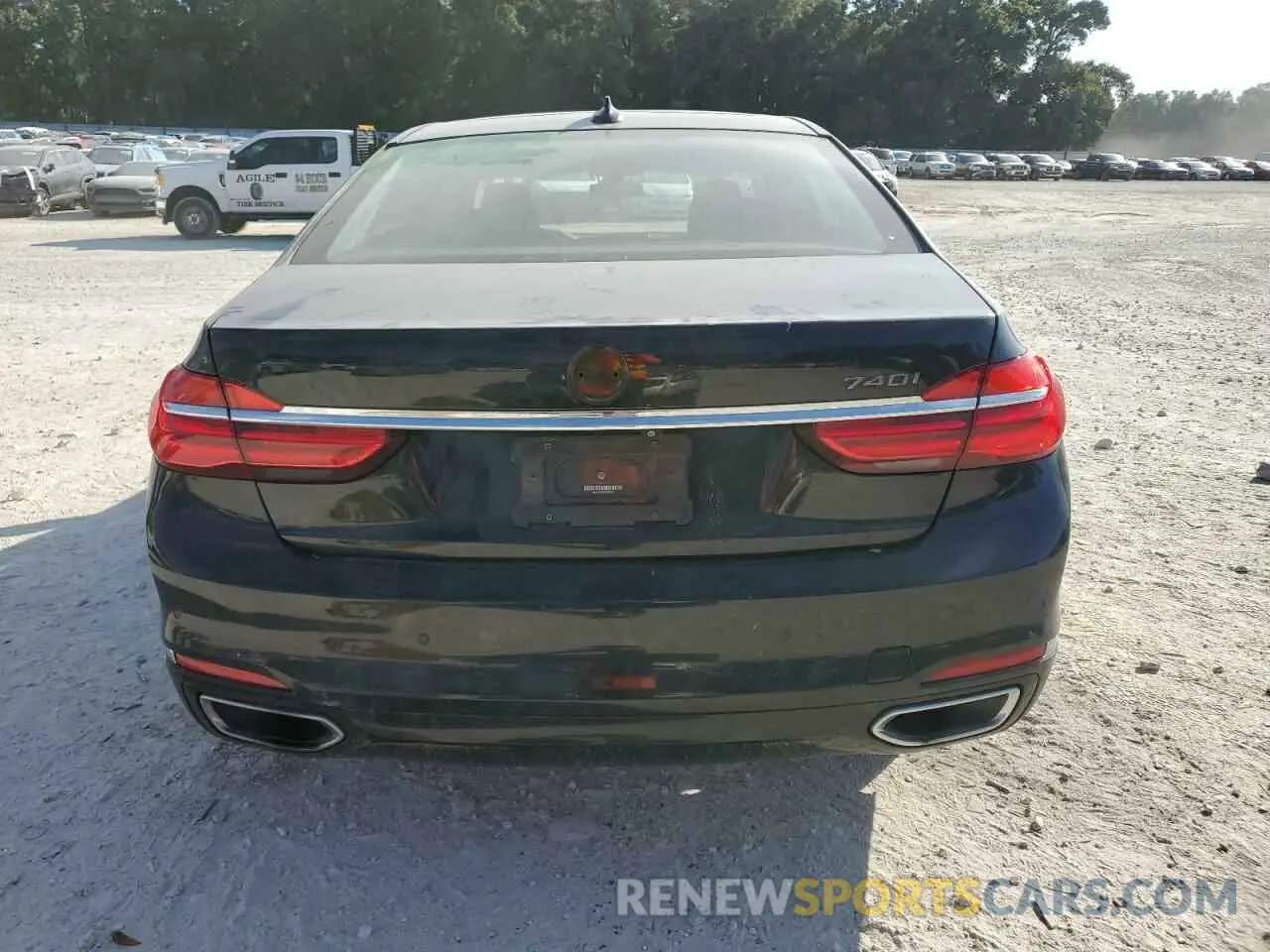 6 Photograph of a damaged car WBA7E2C50KB218141 BMW 7 SERIES 2019