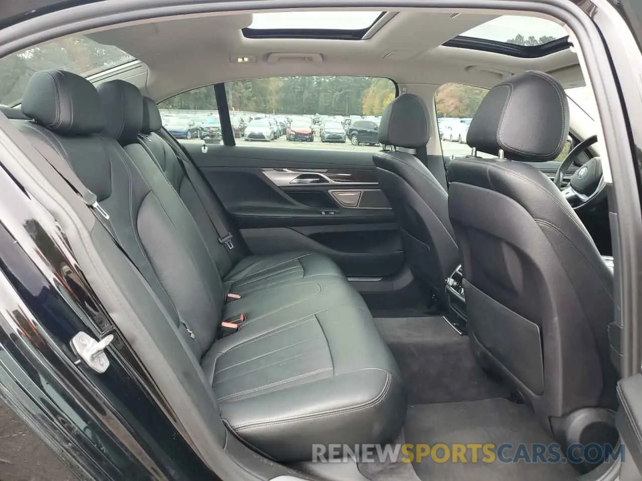 10 Photograph of a damaged car WBA7E2C52KB216844 BMW 7 SERIES 2019