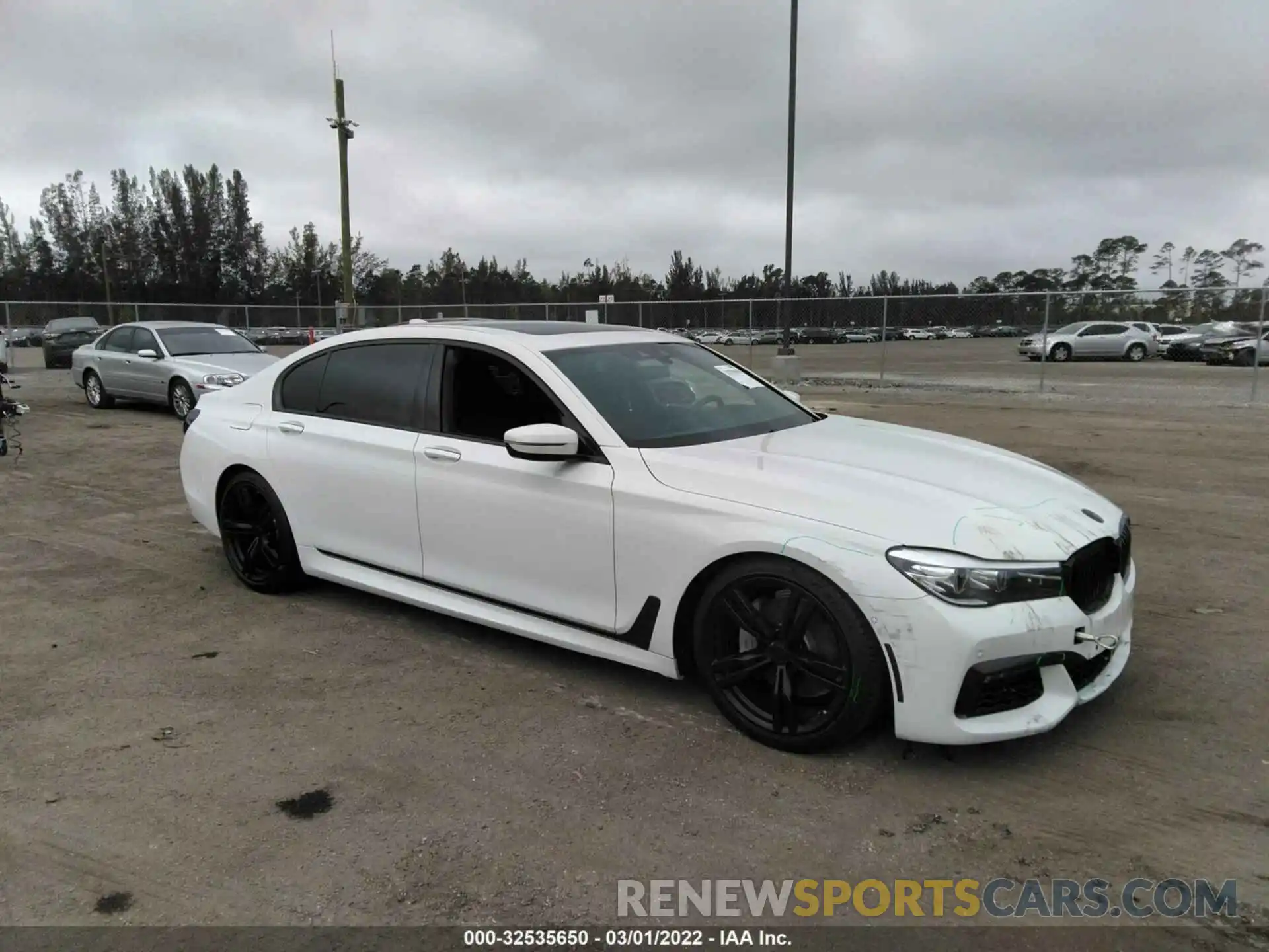 1 Photograph of a damaged car WBA7E2C53KB217808 BMW 7 SERIES 2019