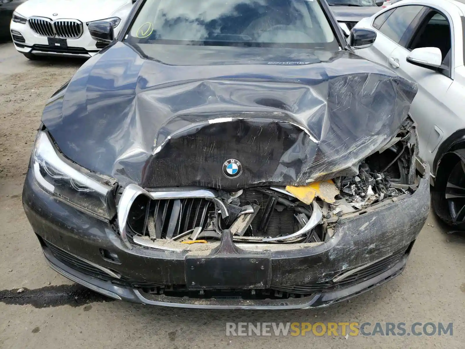 9 Photograph of a damaged car WBA7E2C55KB454705 BMW 7 SERIES 2019