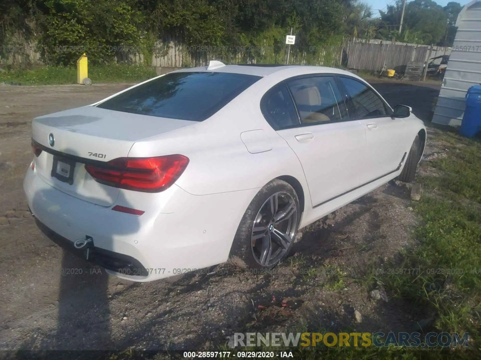 4 Photograph of a damaged car WBA7E2C56KB217155 BMW 7 SERIES 2019