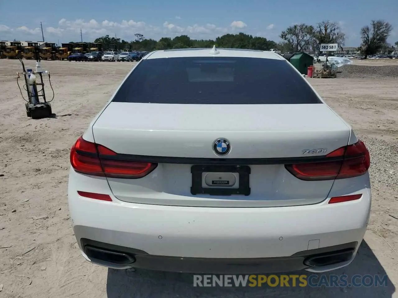 6 Photograph of a damaged car WBA7E2C57KB218508 BMW 7 SERIES 2019