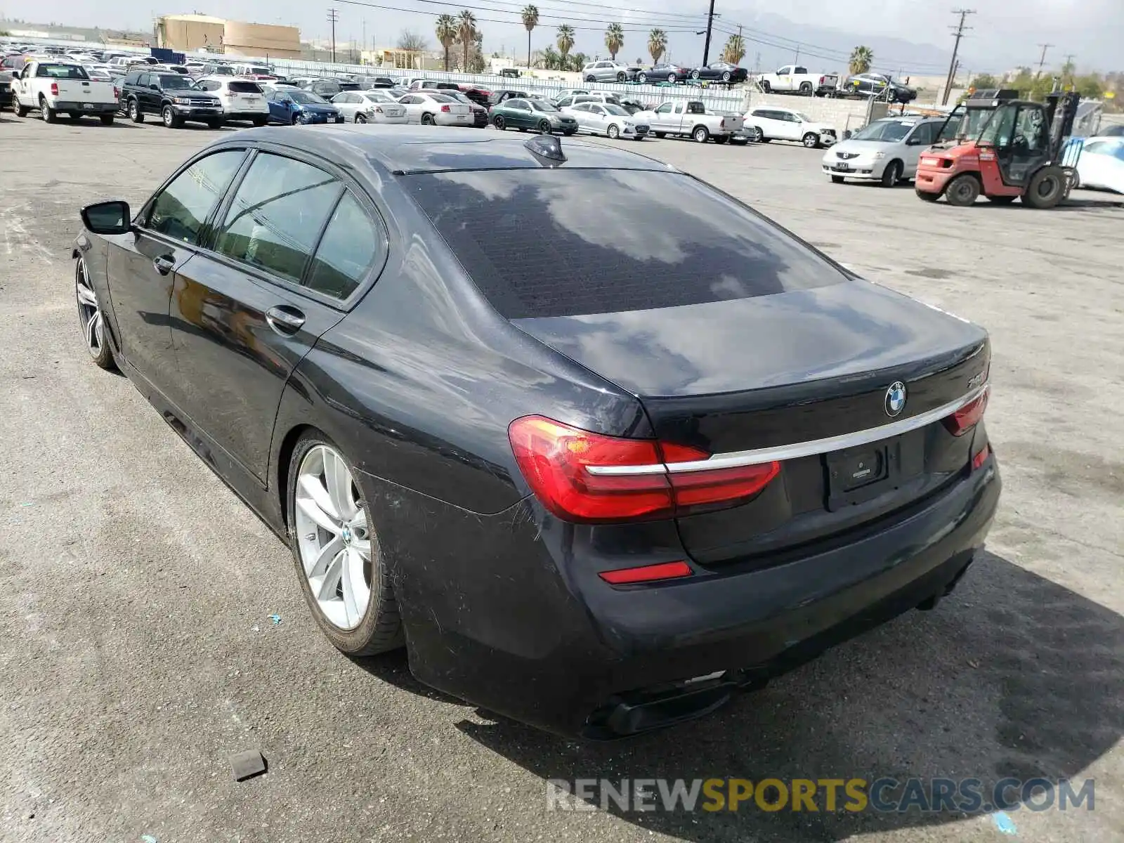 3 Photograph of a damaged car WBA7E2C58KB454861 BMW 7 SERIES 2019