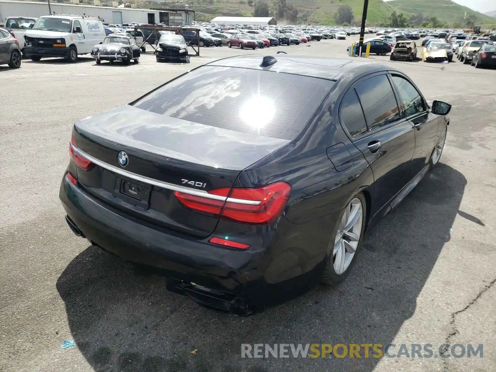 4 Photograph of a damaged car WBA7E2C58KB454861 BMW 7 SERIES 2019