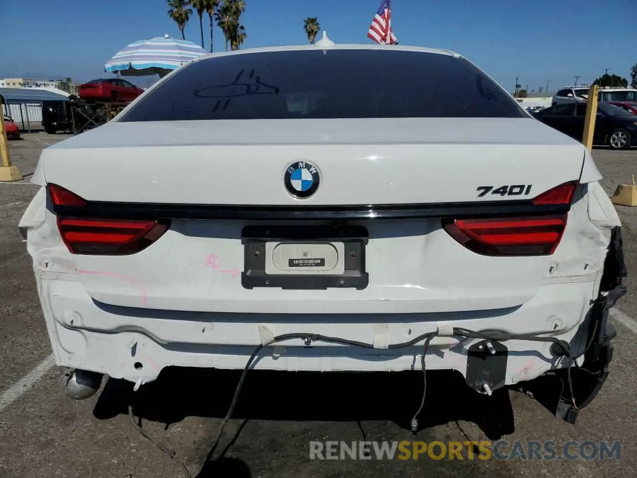 6 Photograph of a damaged car WBA7E2C5XKB218468 BMW 7 SERIES 2019