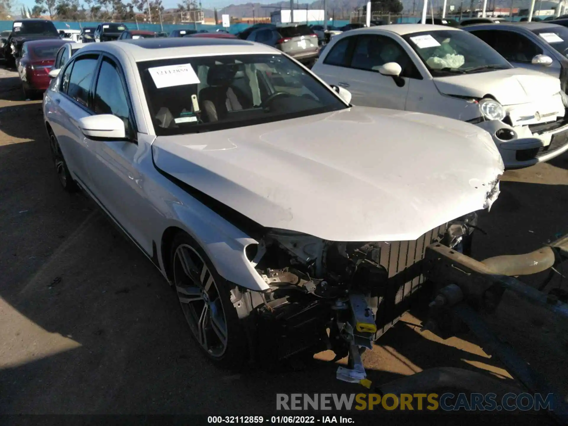 1 Photograph of a damaged car WBA7E2C5XKB454148 BMW 7 SERIES 2019