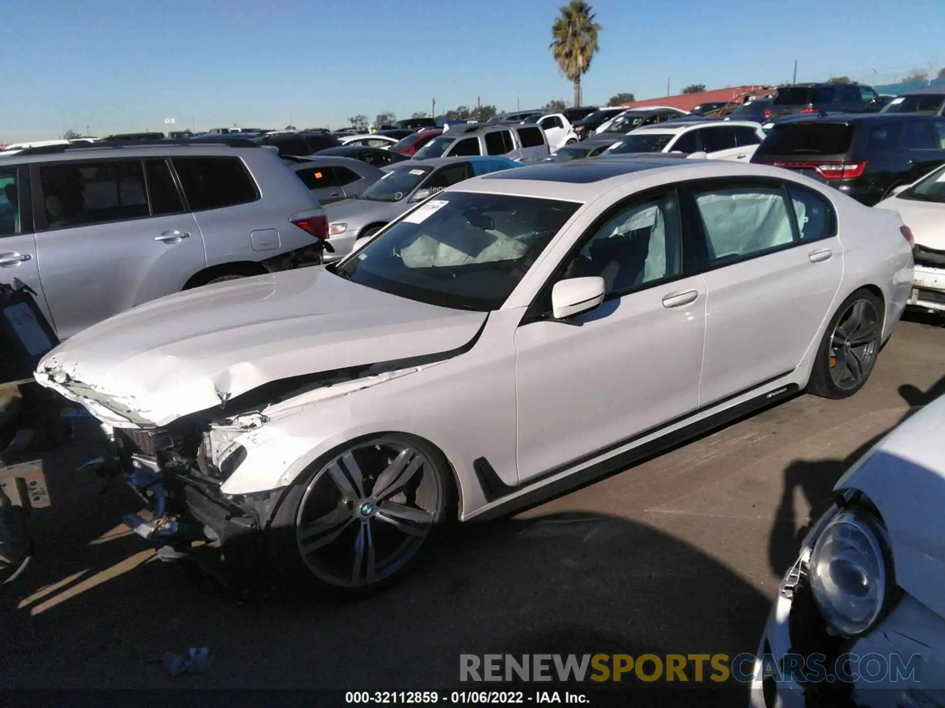 2 Photograph of a damaged car WBA7E2C5XKB454148 BMW 7 SERIES 2019