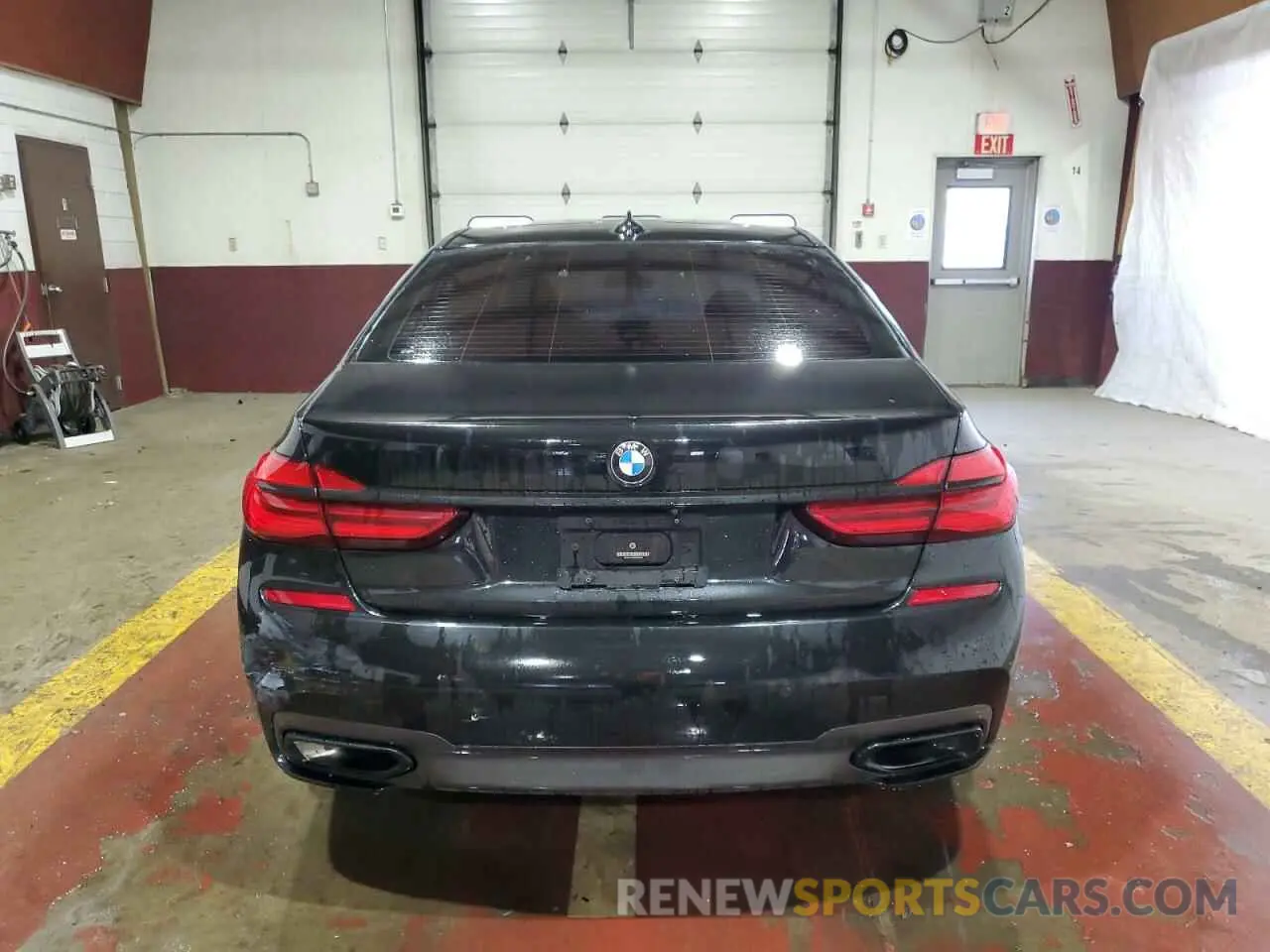 6 Photograph of a damaged car WBA7E4C50KGV28708 BMW 7 SERIES 2019