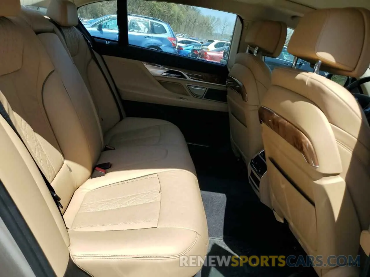 10 Photograph of a damaged car WBA7E4C50KGV70103 BMW 7 SERIES 2019