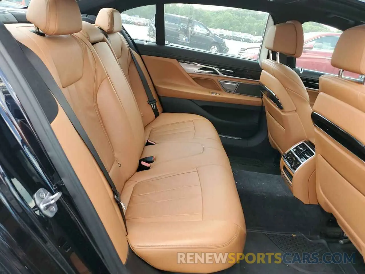 10 Photograph of a damaged car WBA7E4C50KGV70120 BMW 7 SERIES 2019