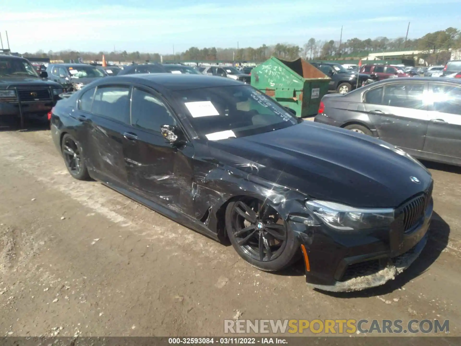 1 Photograph of a damaged car WBA7E4C51KGV70126 BMW 7 SERIES 2019