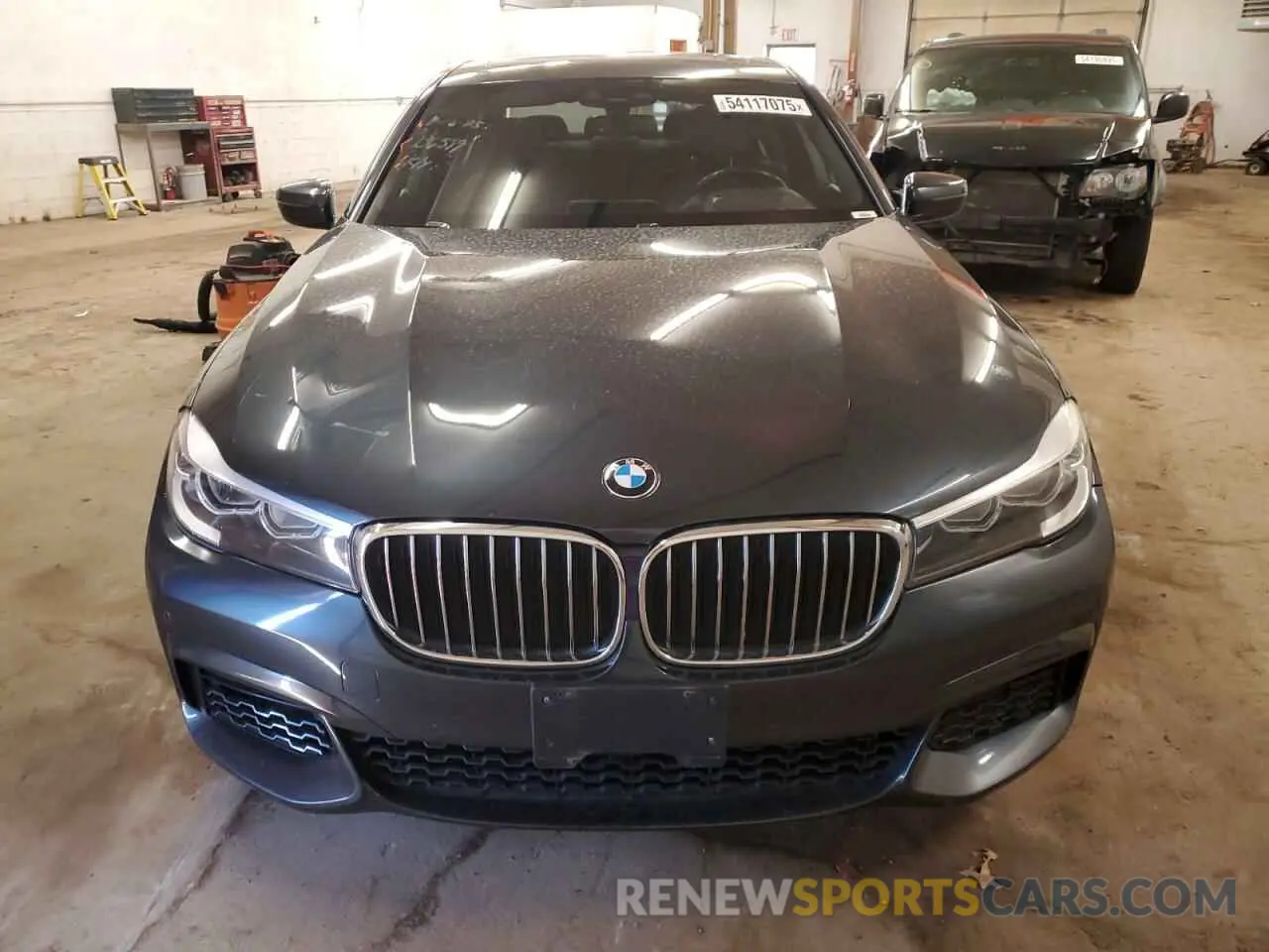 5 Photograph of a damaged car WBA7E4C51KGV70174 BMW 7 SERIES 2019