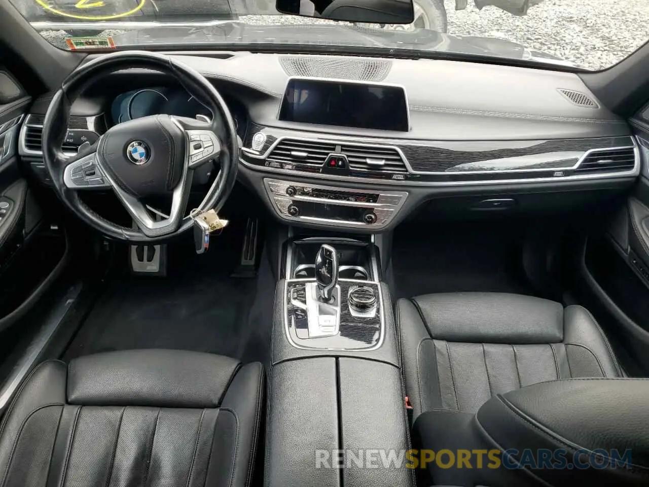 9 Photograph of a damaged car WBA7E4C52KGV28841 BMW 7 SERIES 2019
