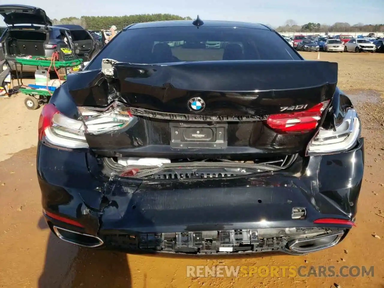 9 Photograph of a damaged car WBA7E4C54KGV28601 BMW 7 SERIES 2019