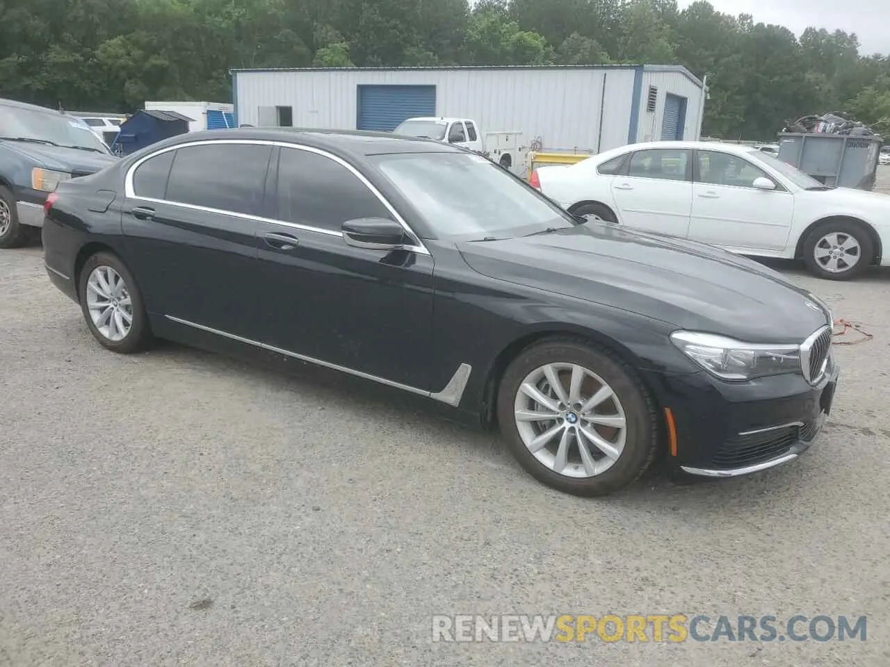 4 Photograph of a damaged car WBA7E4C55KGV70212 BMW 7 SERIES 2019