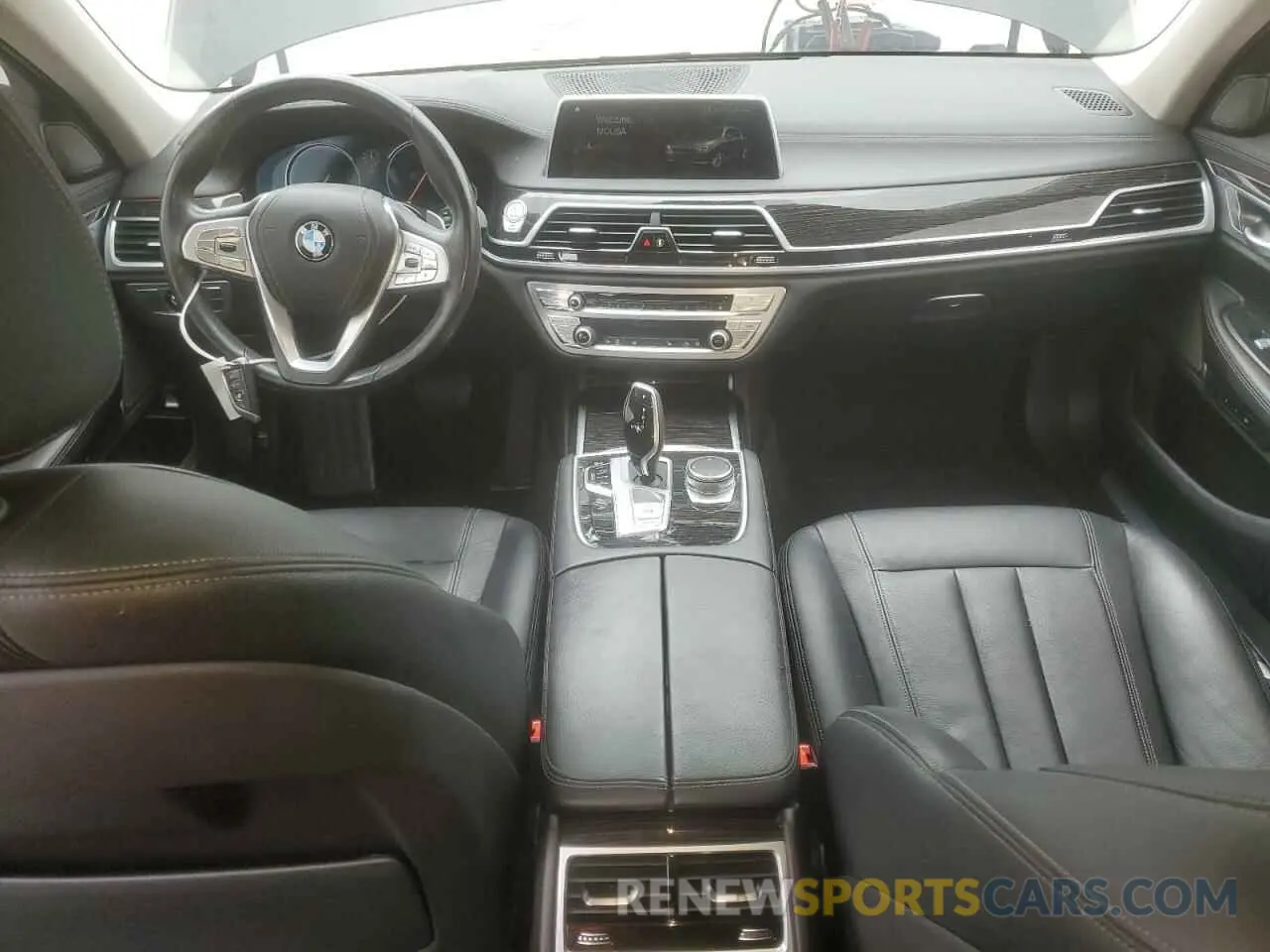 8 Photograph of a damaged car WBA7E4C55KGV70212 BMW 7 SERIES 2019