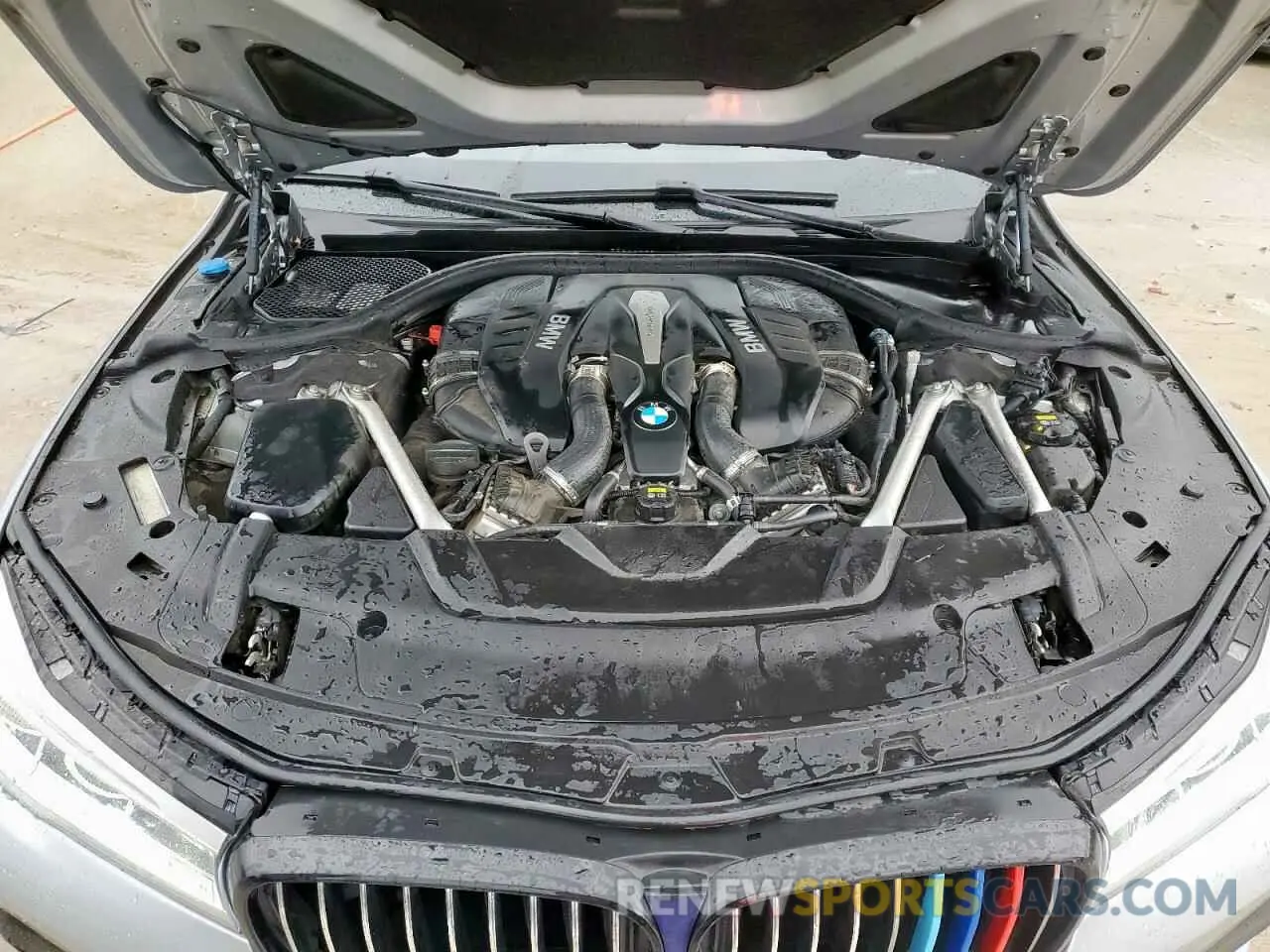 11 Photograph of a damaged car WBA7F0C51KGM25321 BMW 7 SERIES 2019