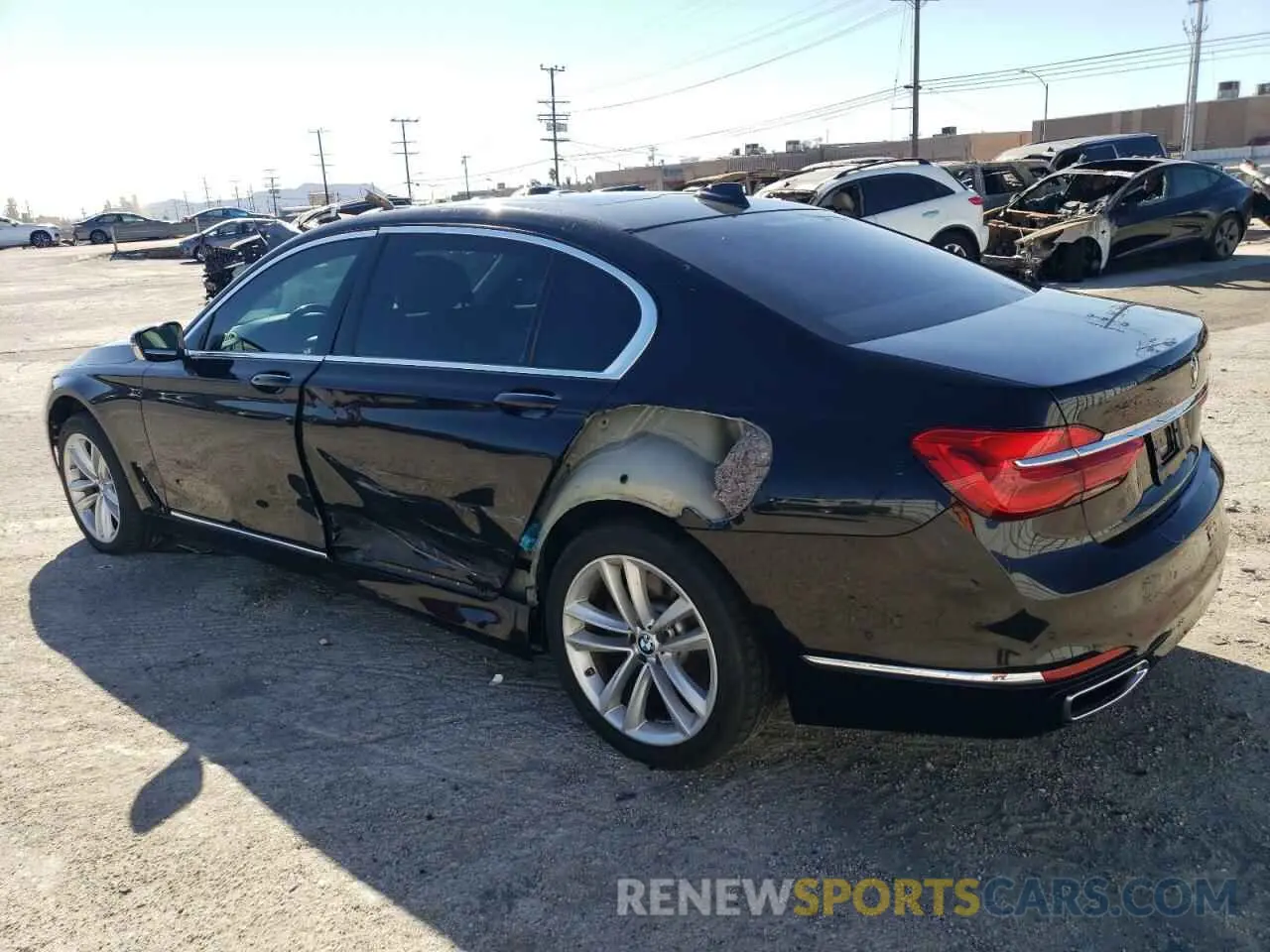 2 Photograph of a damaged car WBA7F0C52KGM25988 BMW 7 SERIES 2019