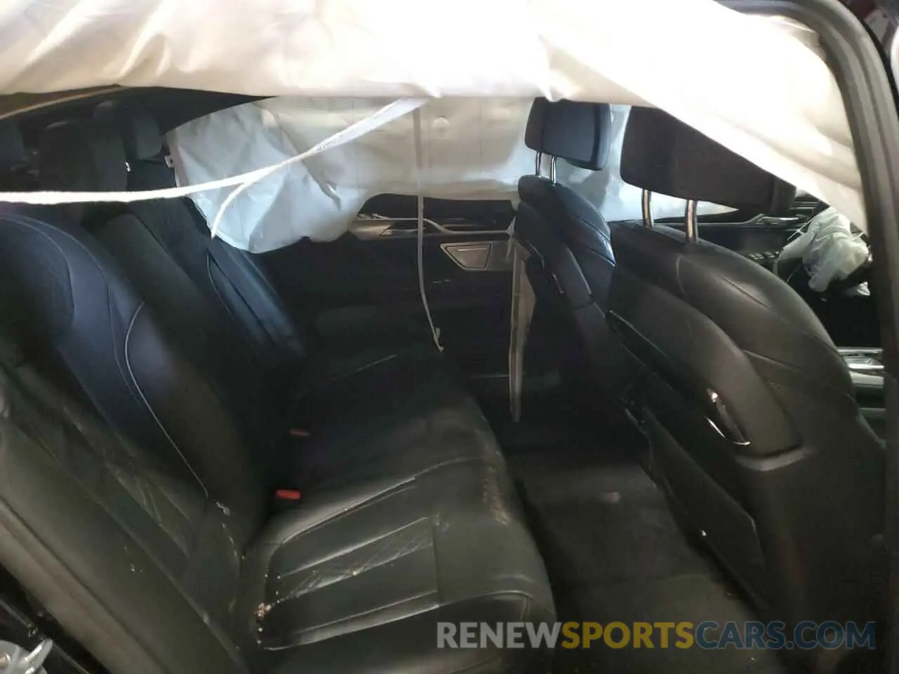 10 Photograph of a damaged car WBA7F0C53KGM25160 BMW 7 SERIES 2019