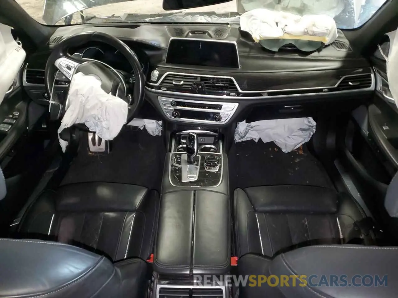 8 Photograph of a damaged car WBA7F0C53KGM25160 BMW 7 SERIES 2019