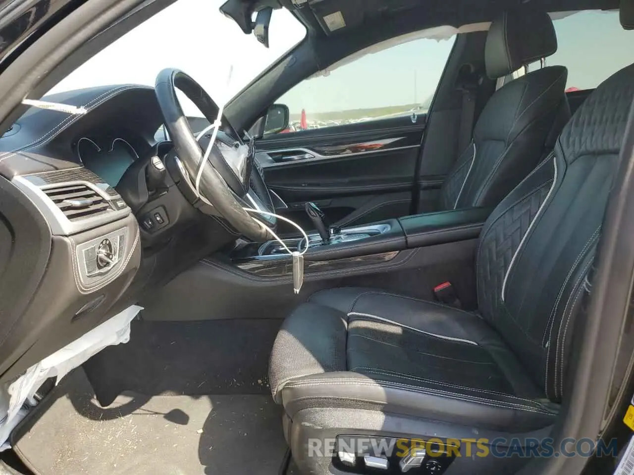 7 Photograph of a damaged car WBA7F0C57KGM25548 BMW 7 SERIES 2019