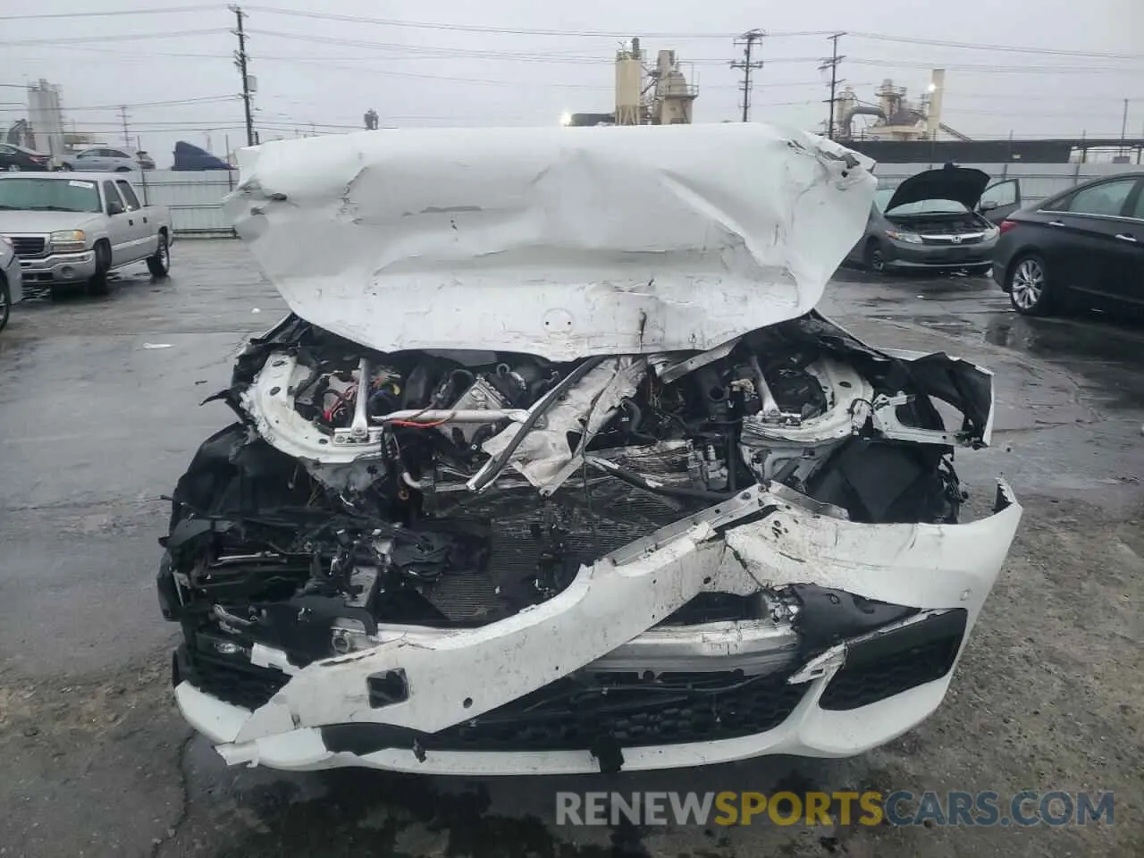5 Photograph of a damaged car WBA7F0C59KGM24921 BMW 7 SERIES 2019