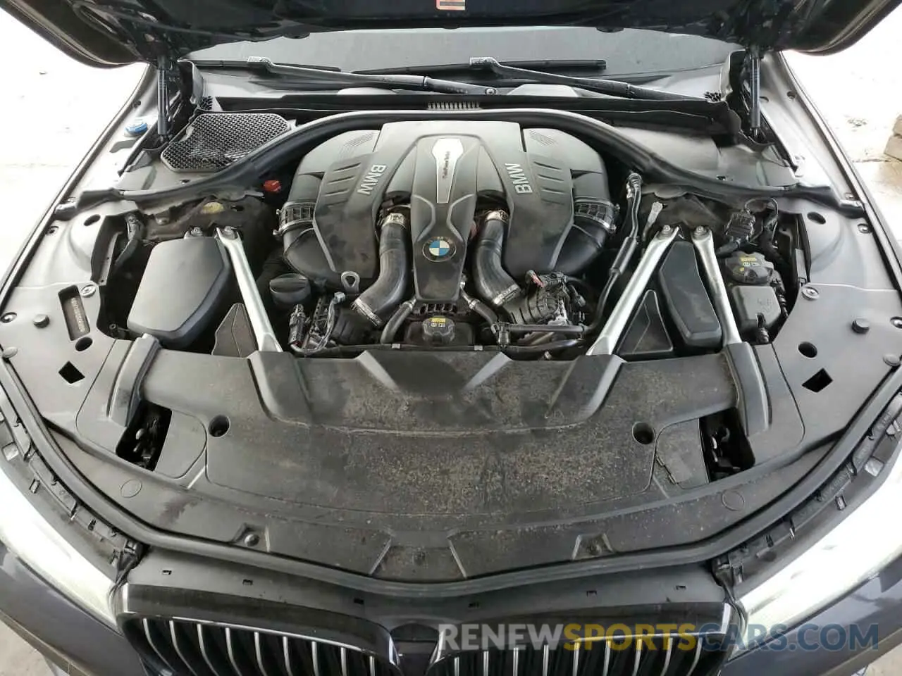 11 Photograph of a damaged car WBA7F0C5XKGM25026 BMW 7 SERIES 2019