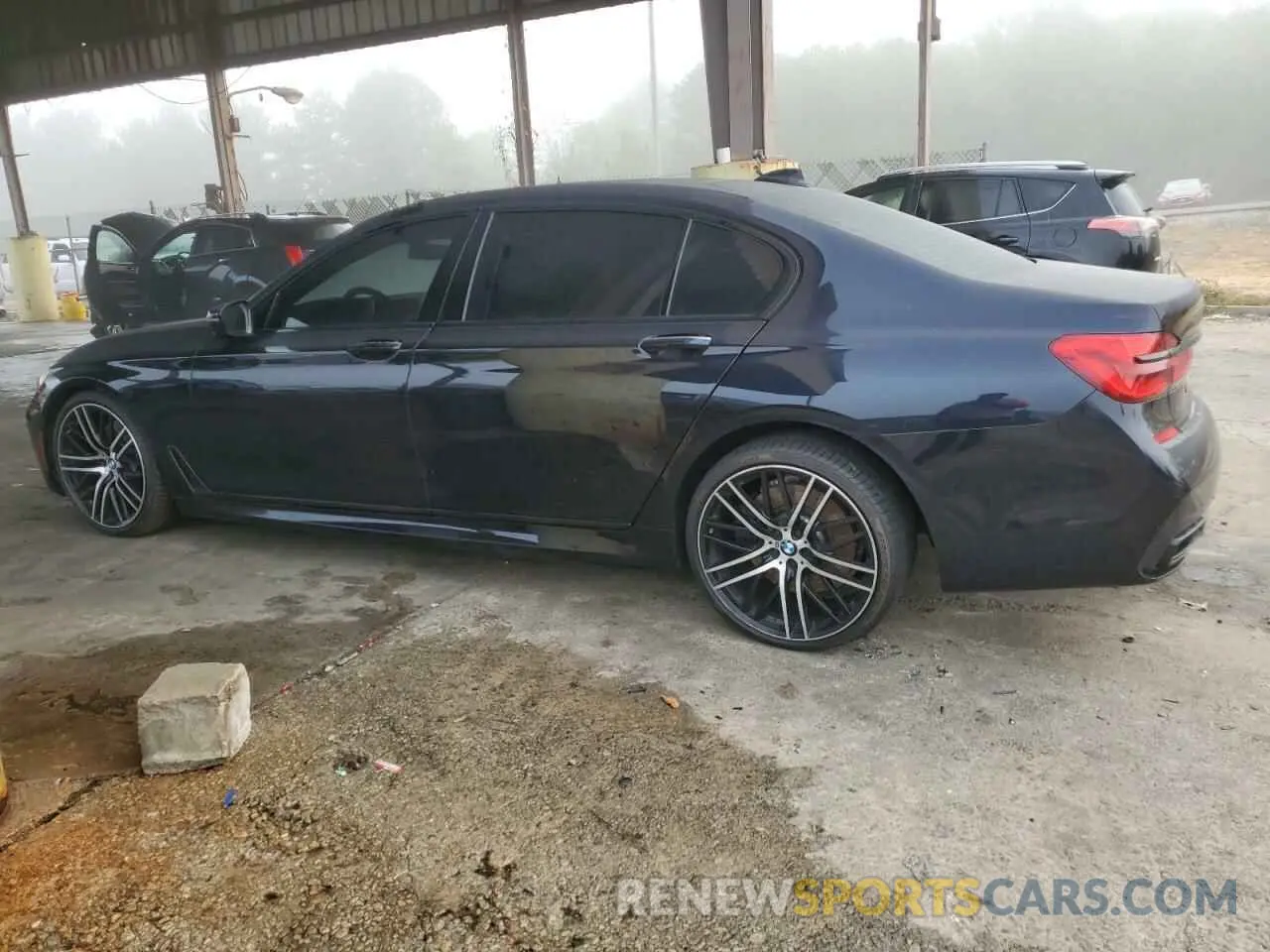 2 Photograph of a damaged car WBA7F0C5XKGM25026 BMW 7 SERIES 2019