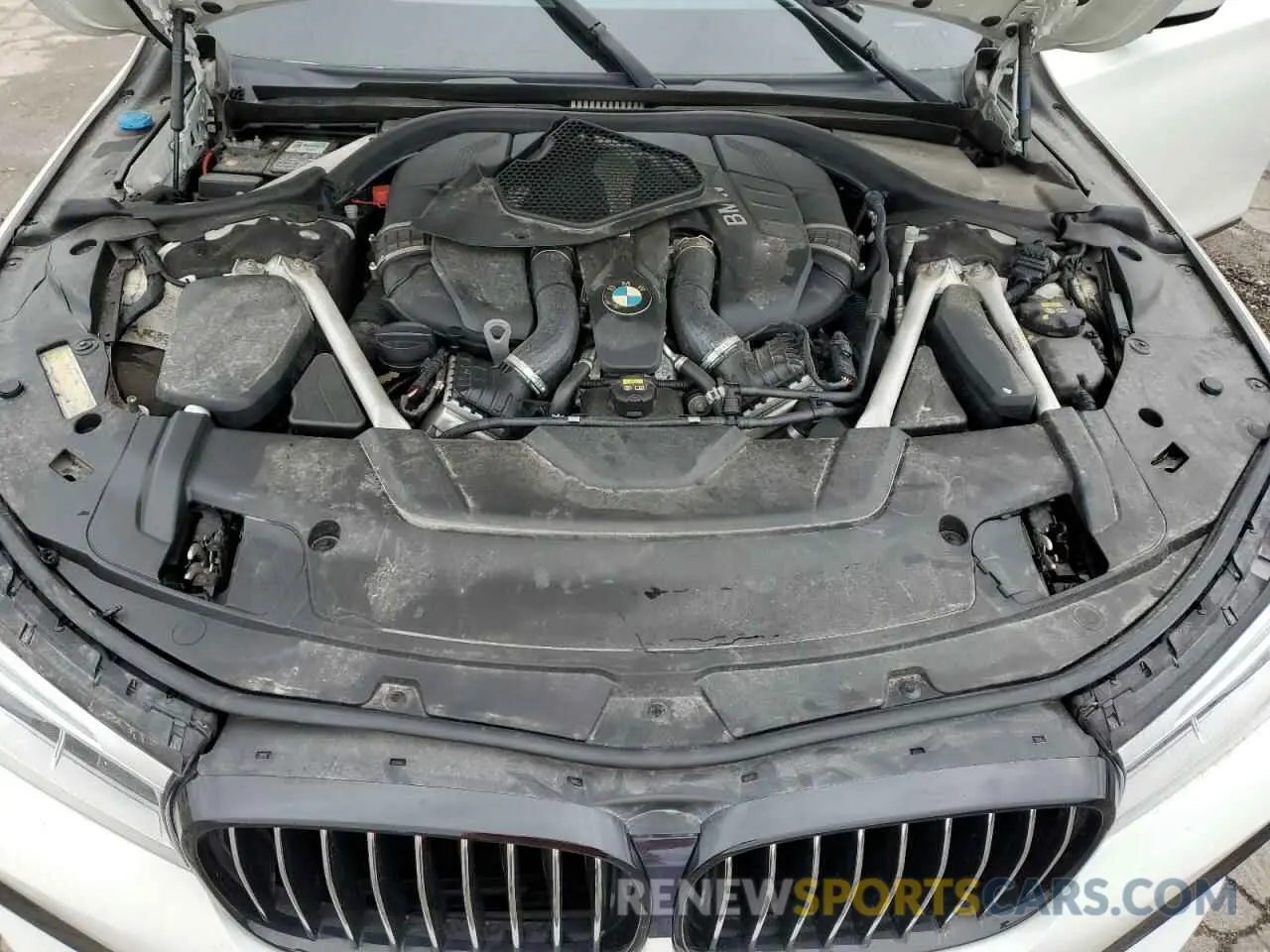 11 Photograph of a damaged car WBA7F2C50KB240685 BMW 7 SERIES 2019