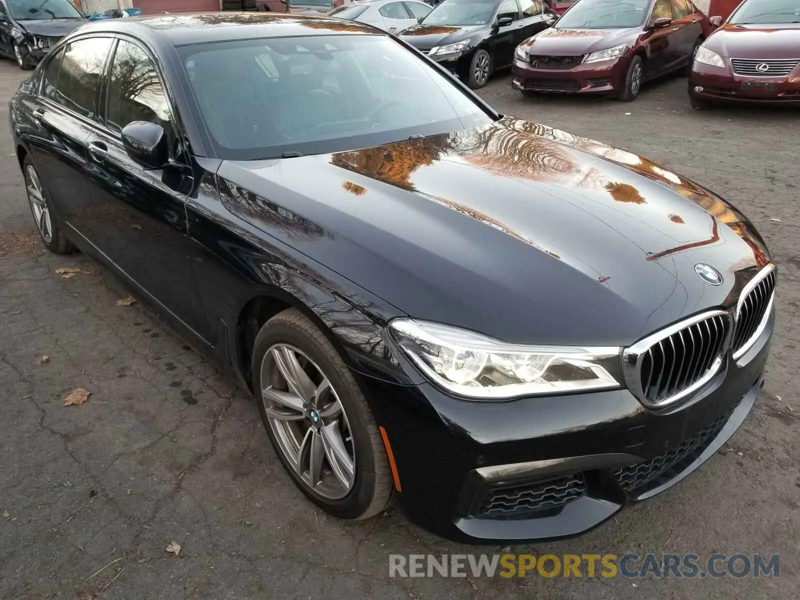 2 Photograph of a damaged car WBA7F2C55KB239774 BMW 7 SERIES 2019