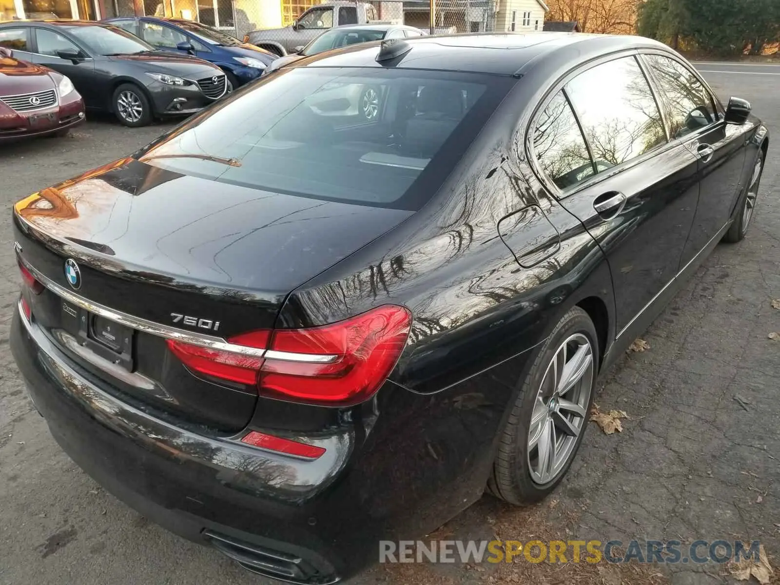3 Photograph of a damaged car WBA7F2C55KB239774 BMW 7 SERIES 2019