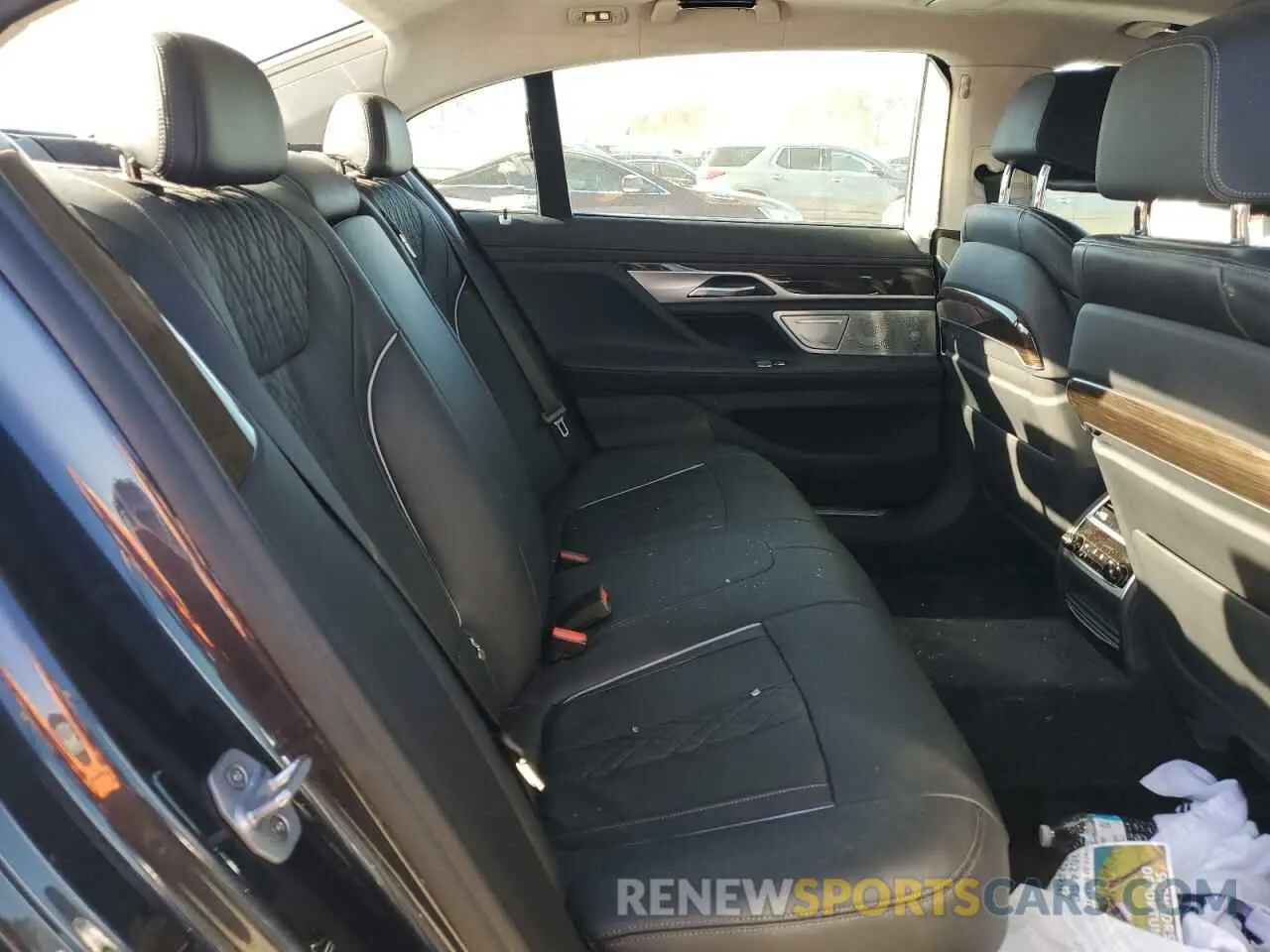 10 Photograph of a damaged car WBA7F2C55KB240777 BMW 7 SERIES 2019