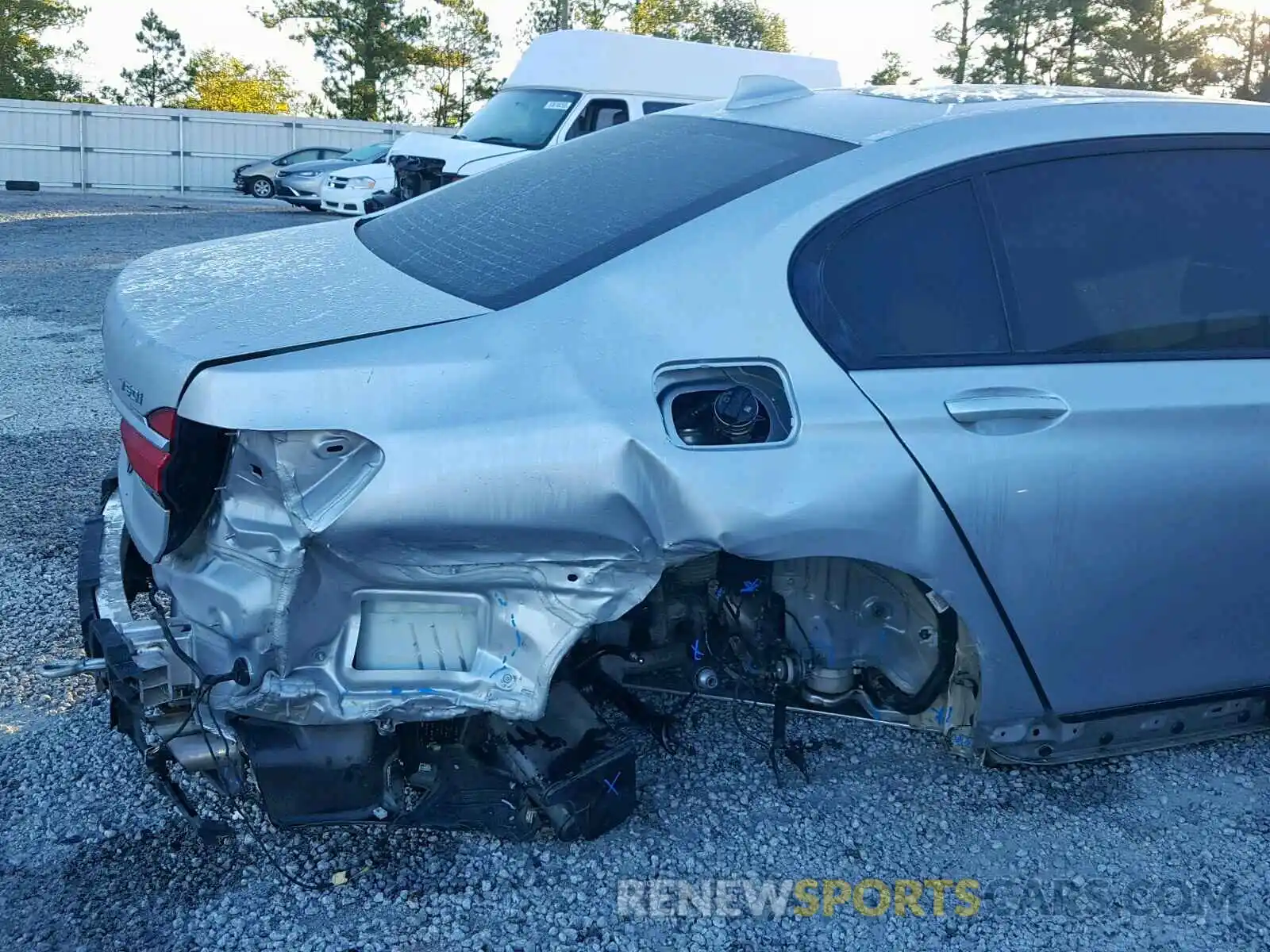 9 Photograph of a damaged car WBA7F2C59KB239597 BMW 7 SERIES 2019